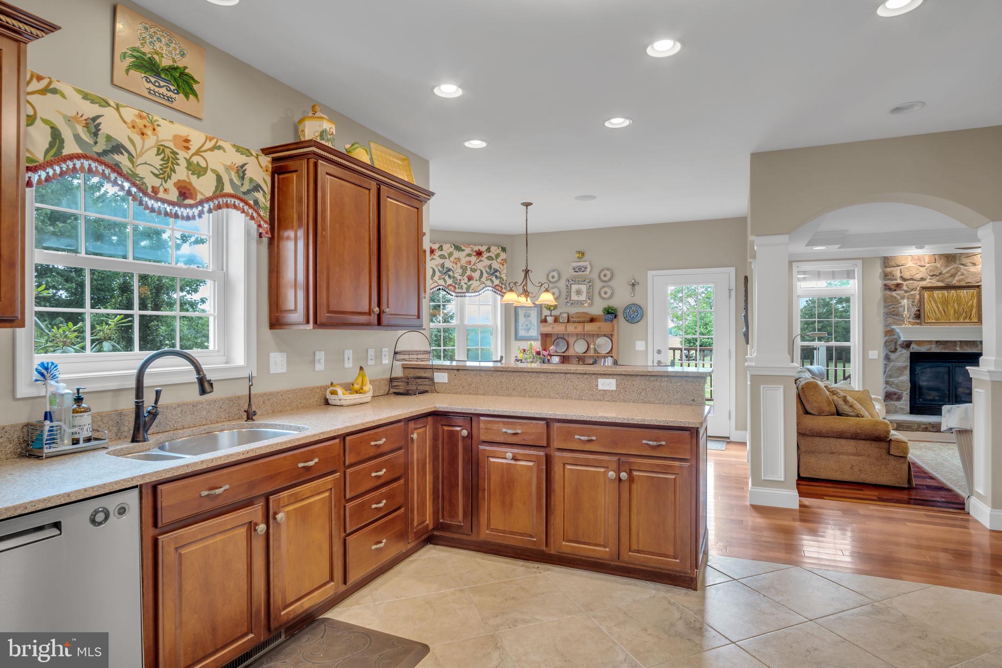 RIDGE ESTATES - Residential