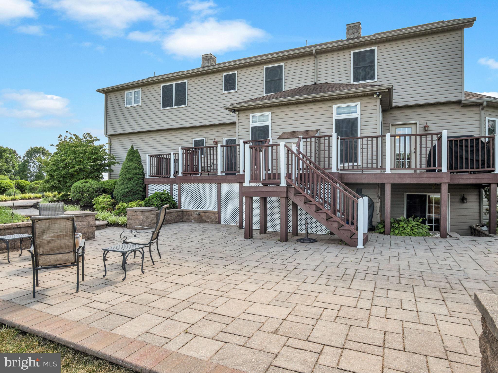 RIDGE ESTATES - Residential