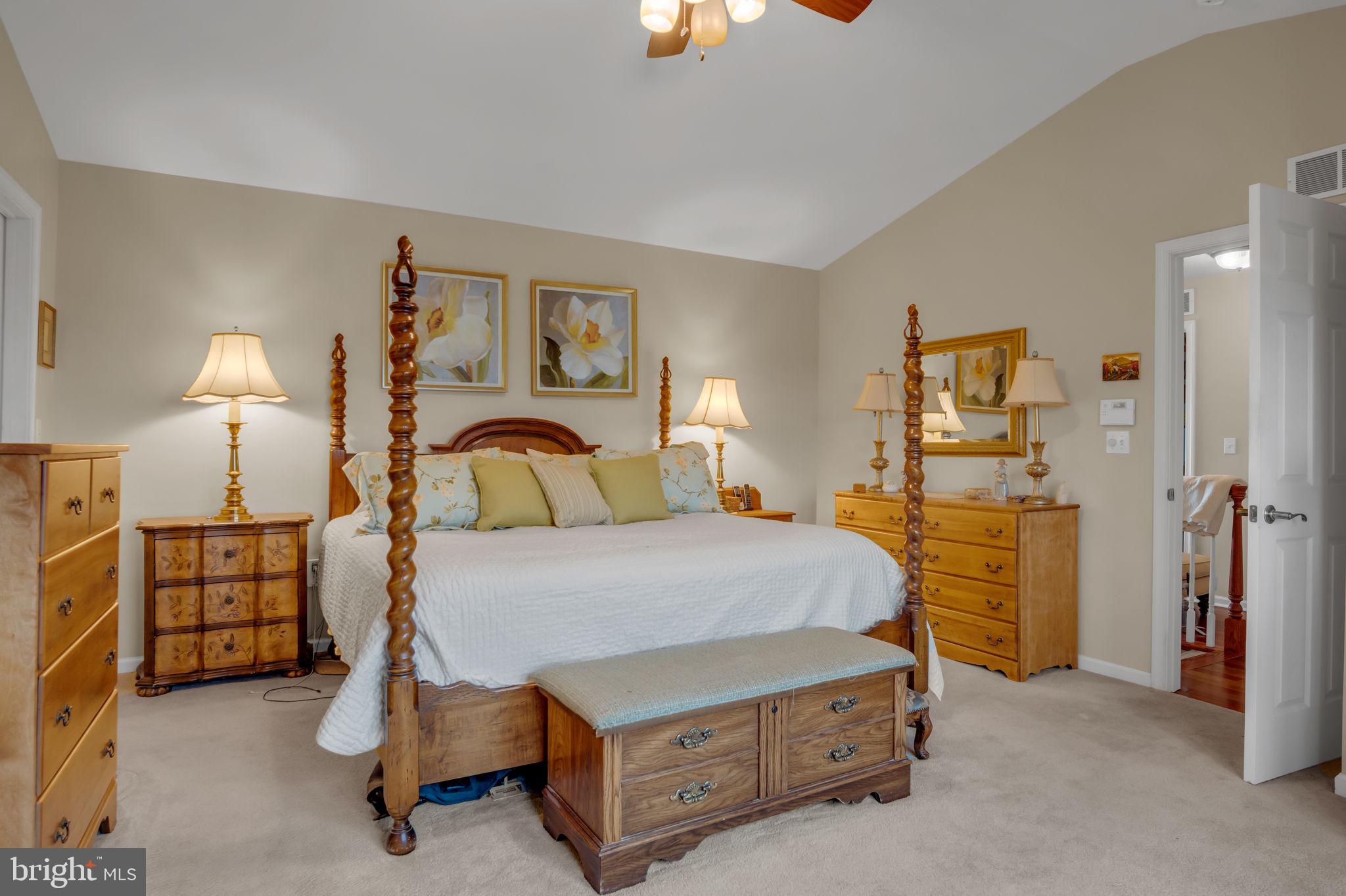 RIDGE ESTATES - Residential