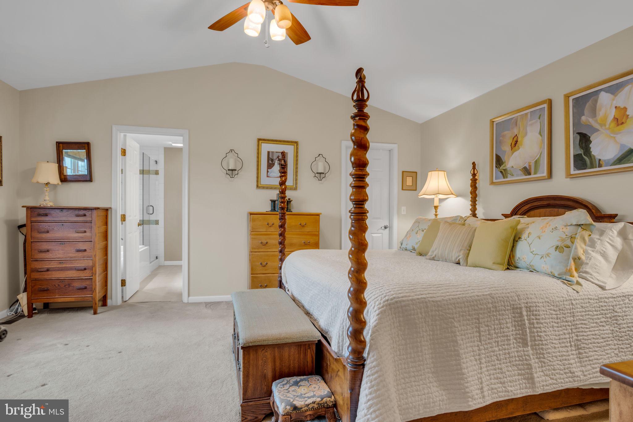 RIDGE ESTATES - Residential