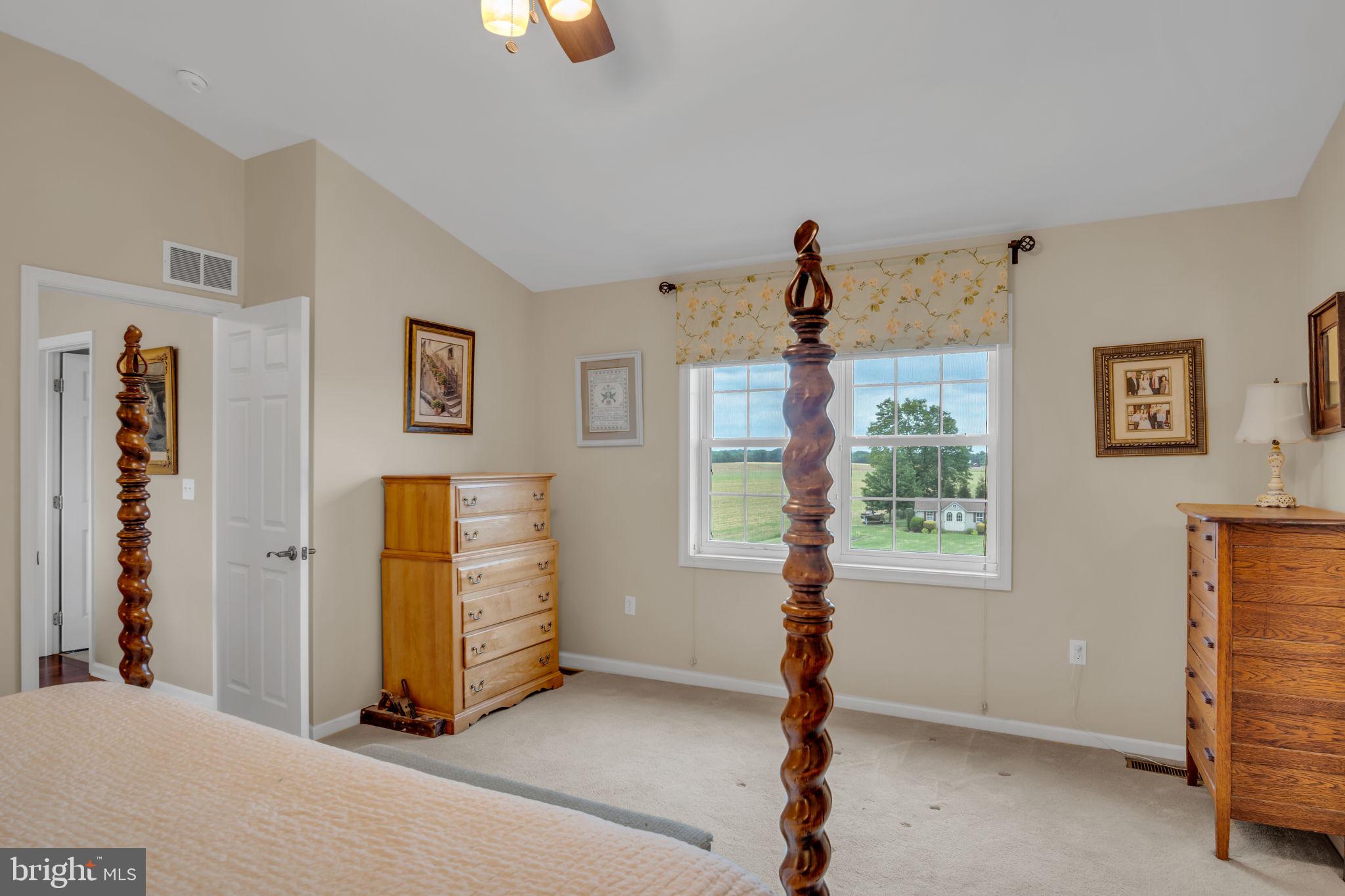 RIDGE ESTATES - Residential