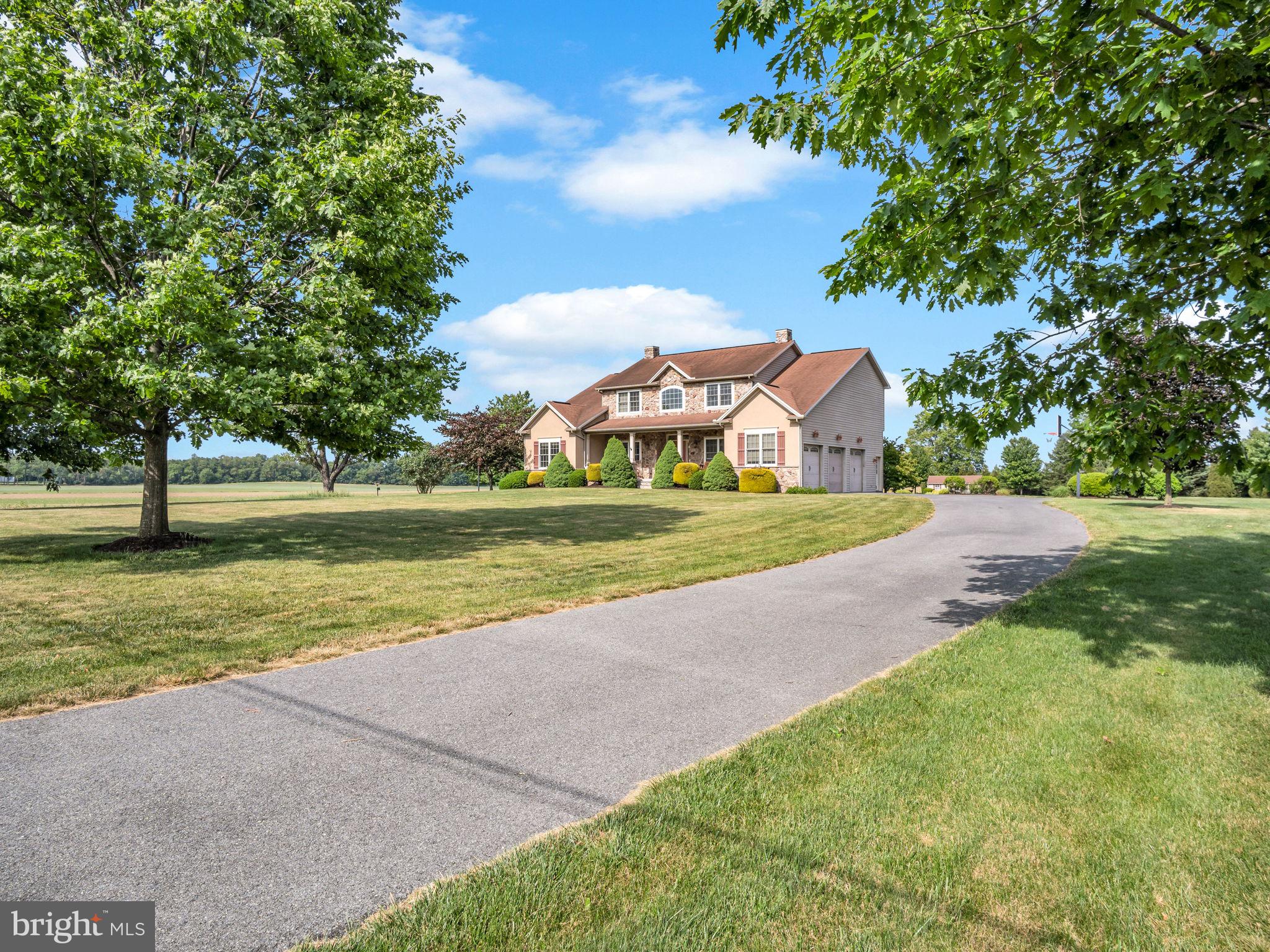 RIDGE ESTATES - Residential