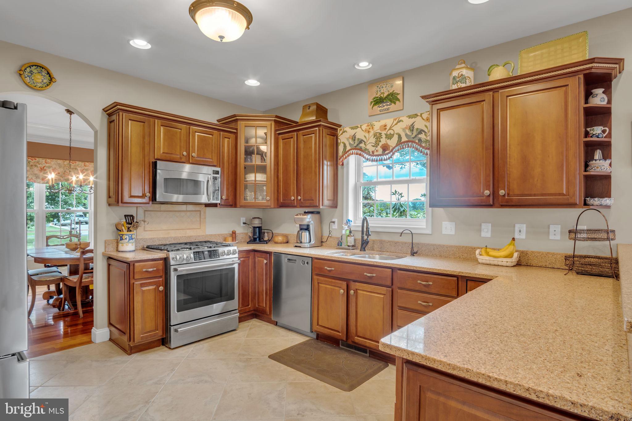 RIDGE ESTATES - Residential