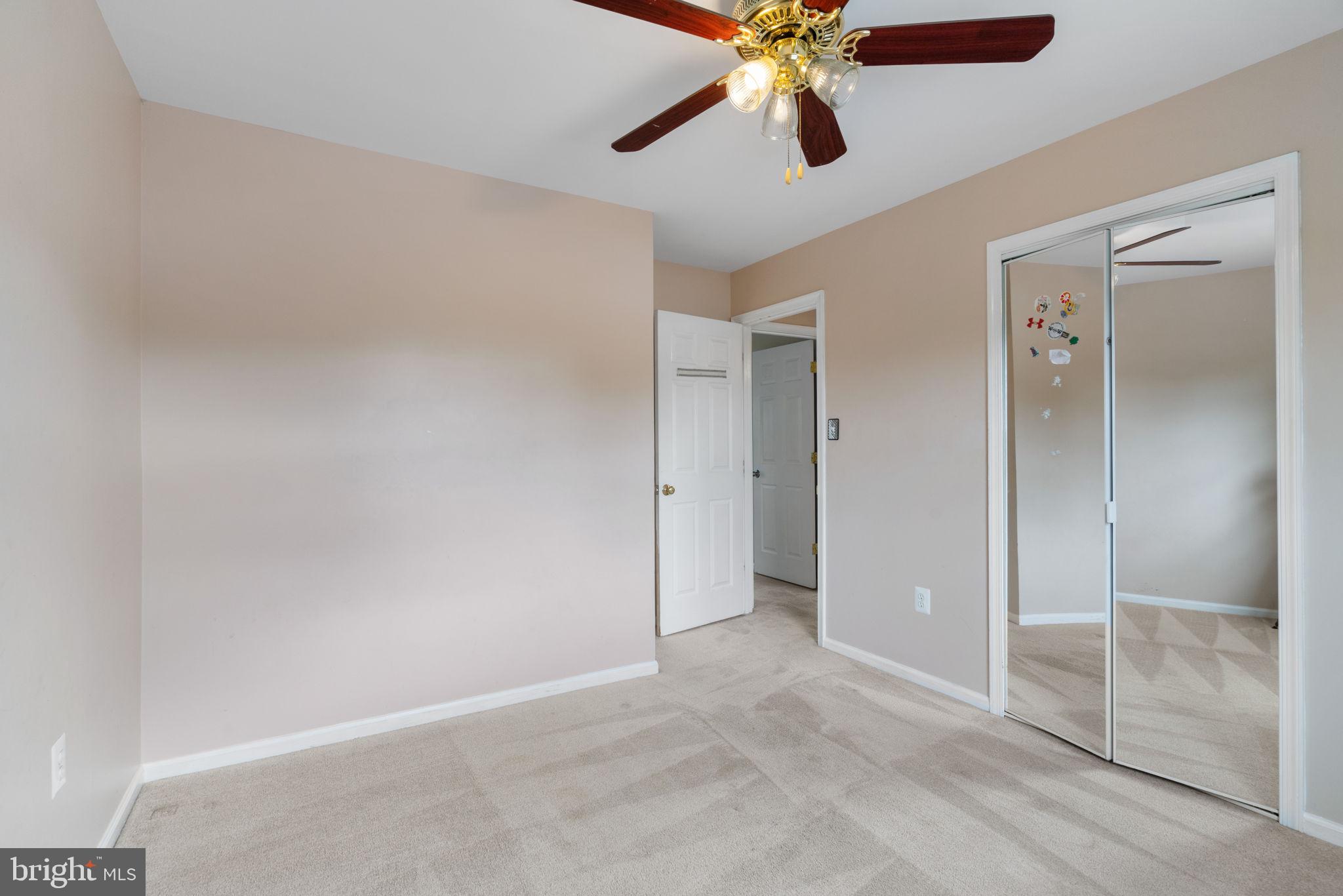 BROOKFIELD - Residential