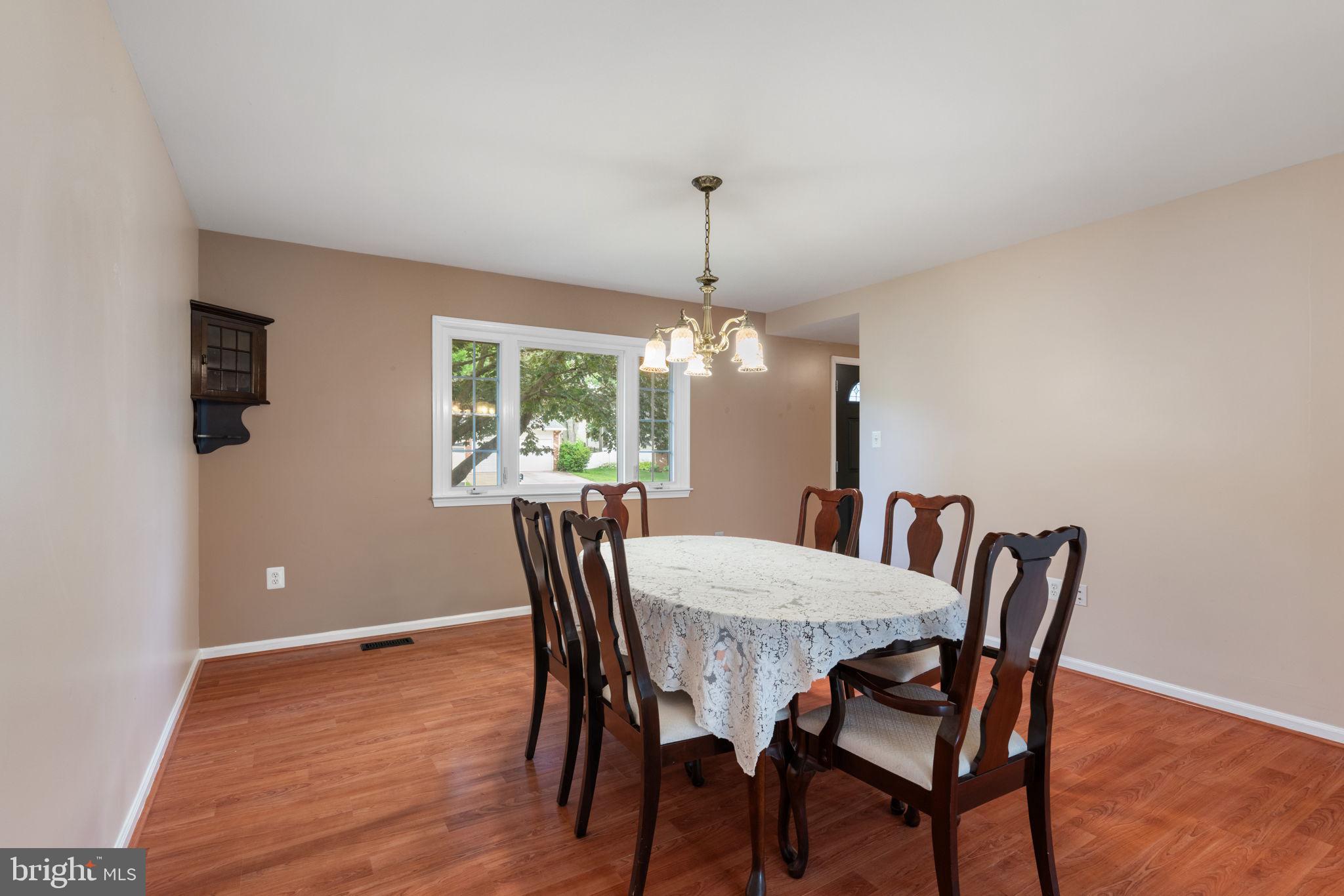 BROOKFIELD - Residential