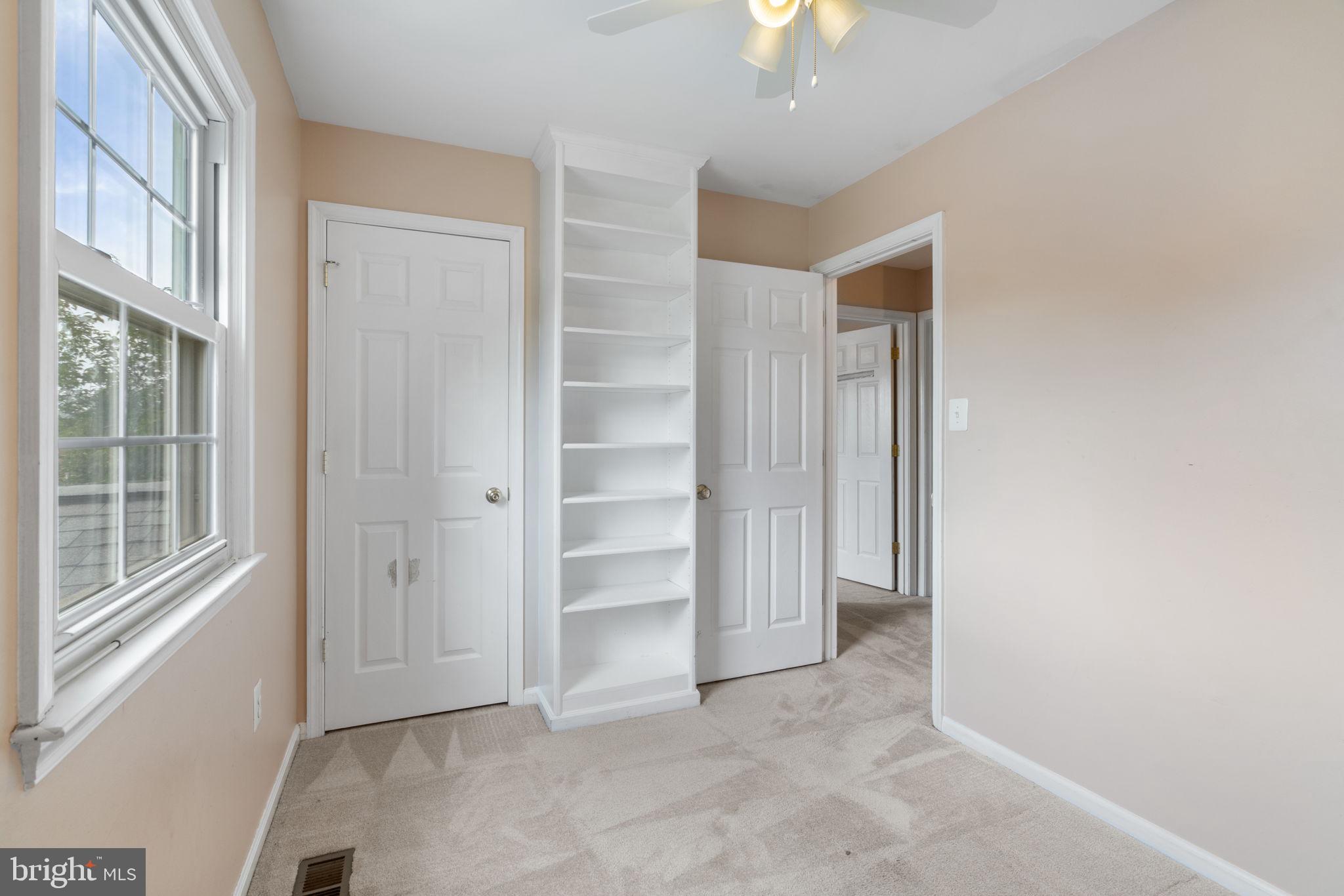 BROOKFIELD - Residential