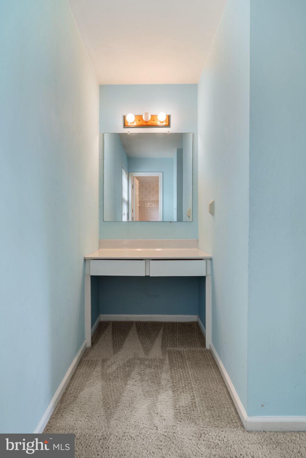 BROOKFIELD - Residential