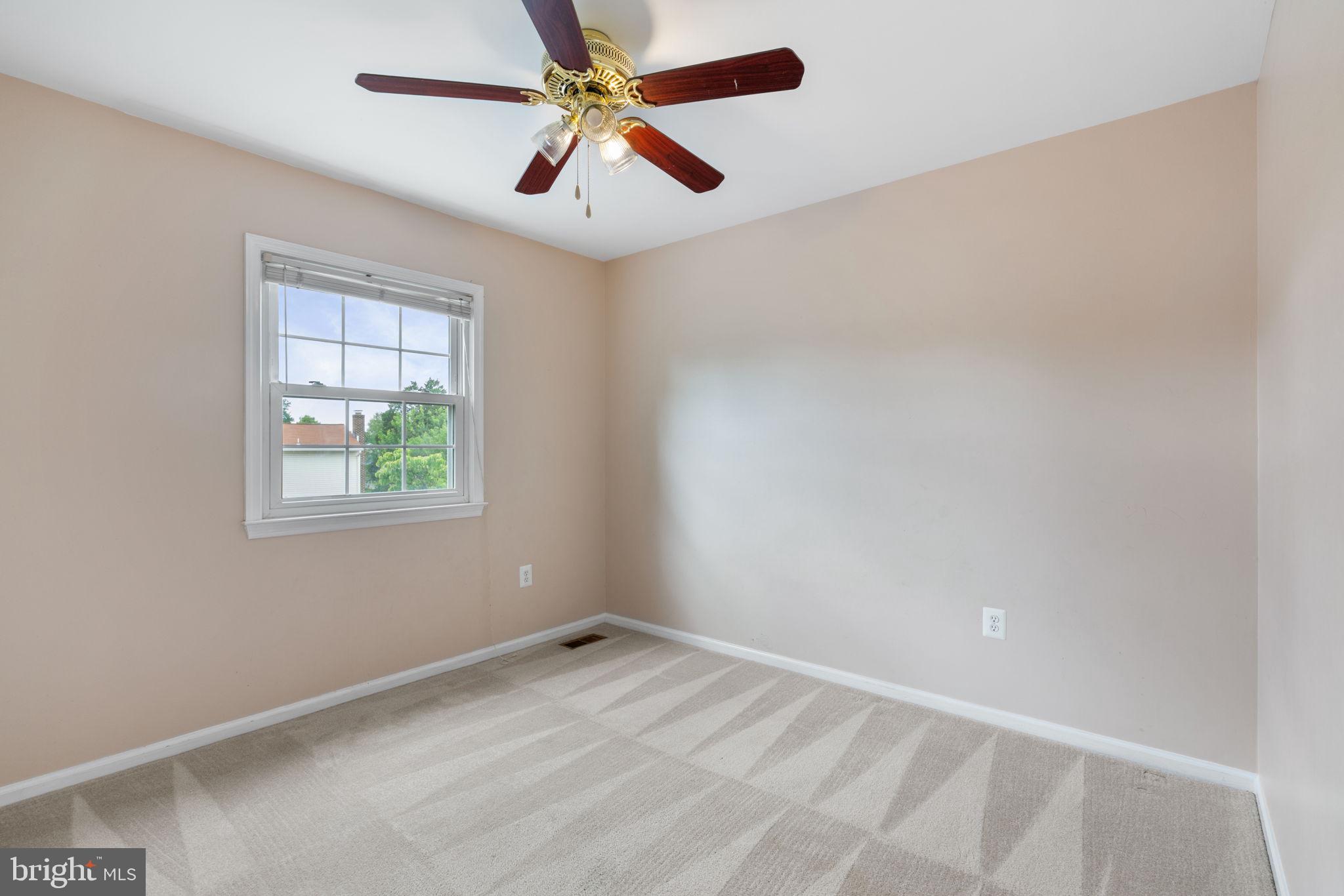 BROOKFIELD - Residential