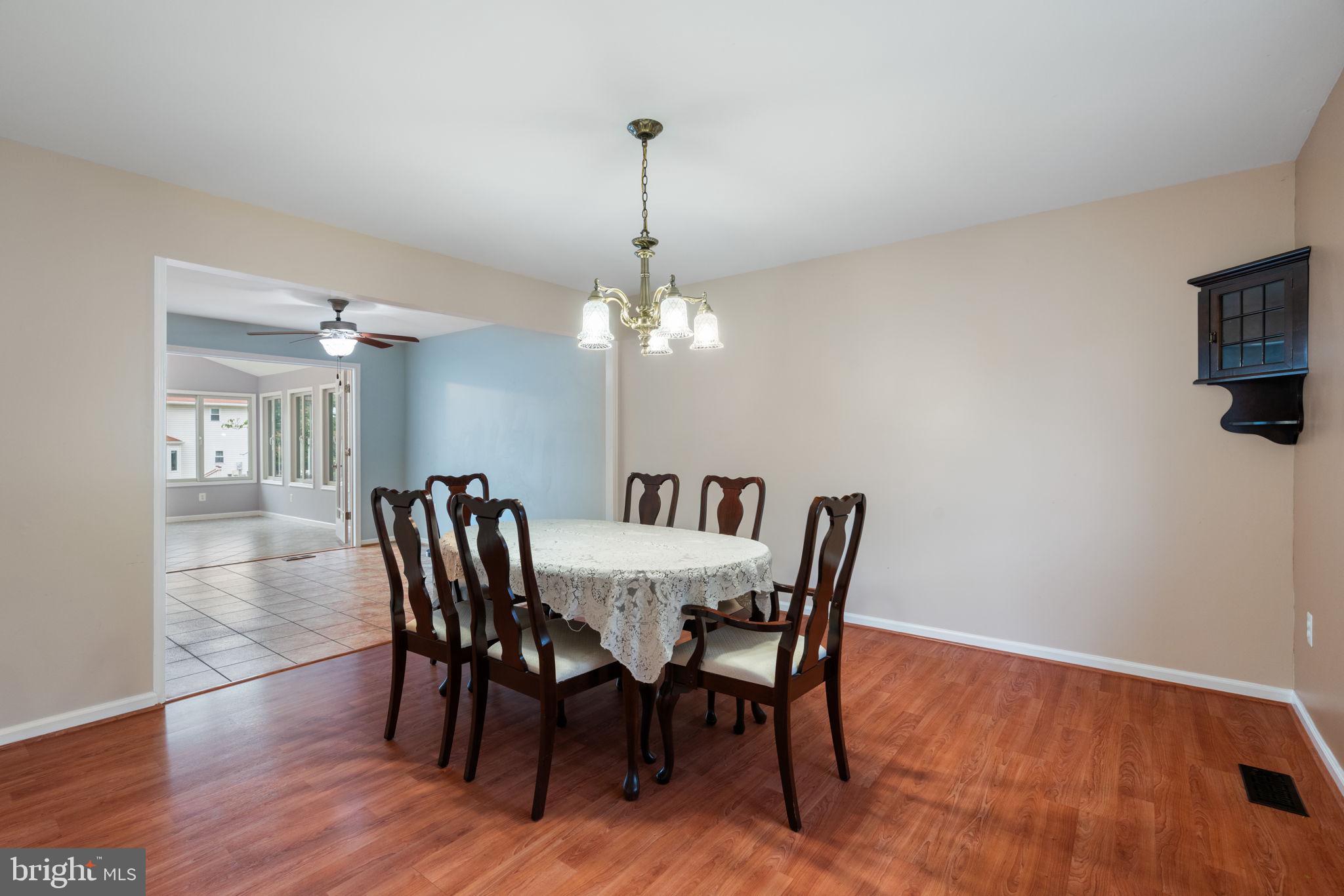 BROOKFIELD - Residential