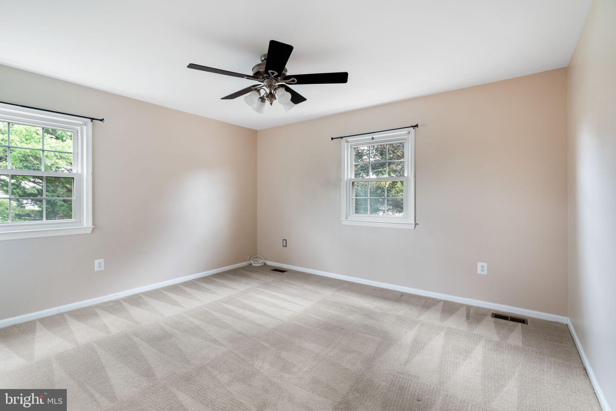 BROOKFIELD - Residential
