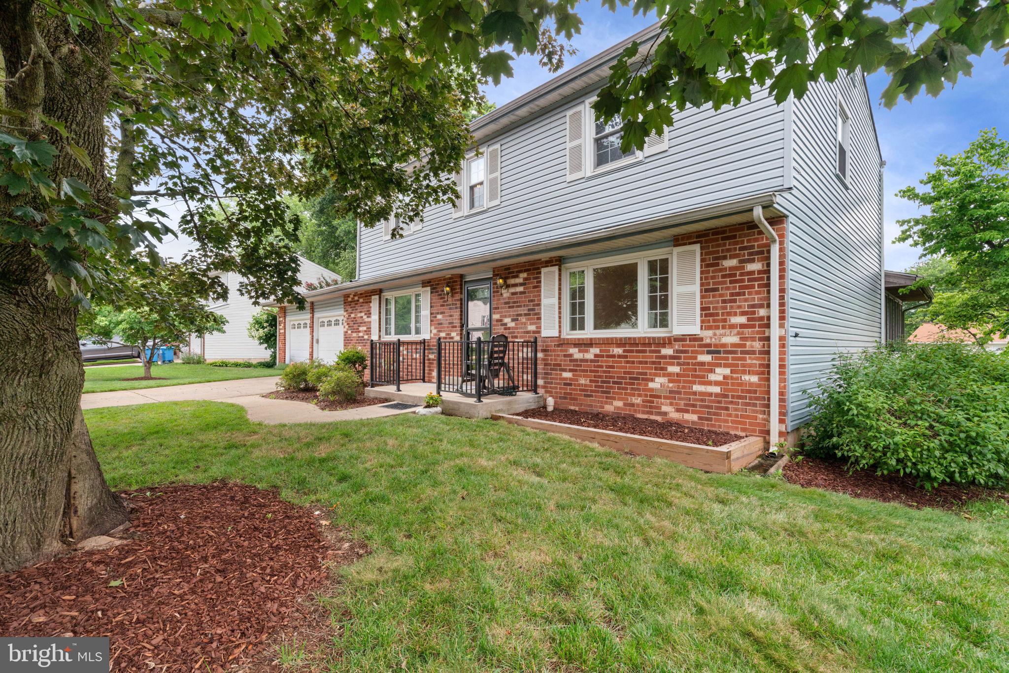 BROOKFIELD - Residential