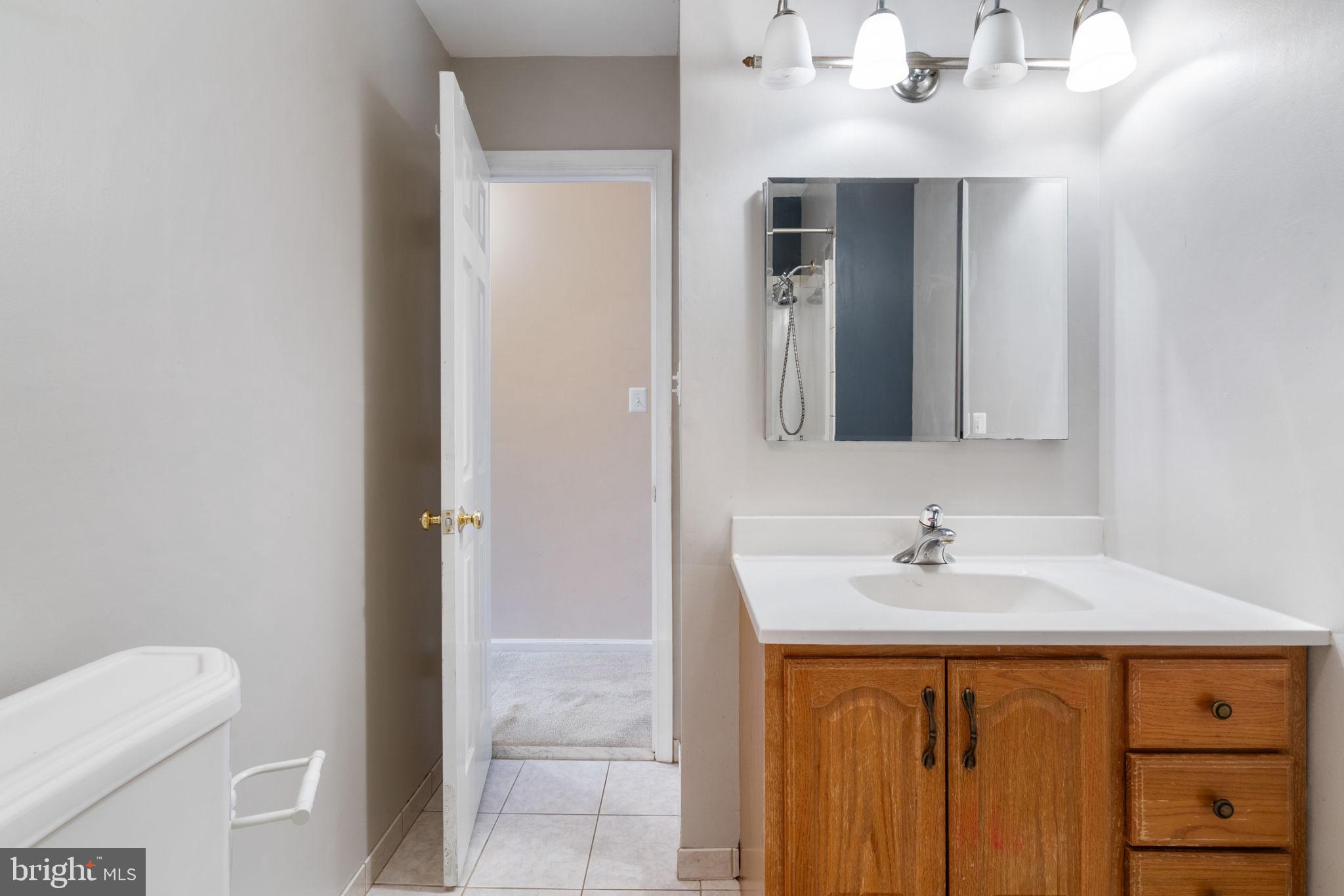 BROOKFIELD - Residential