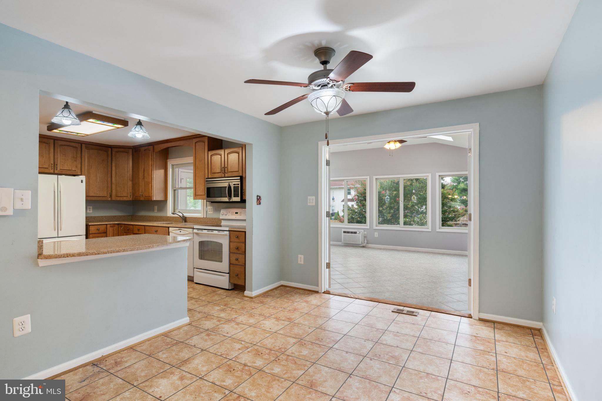 BROOKFIELD - Residential