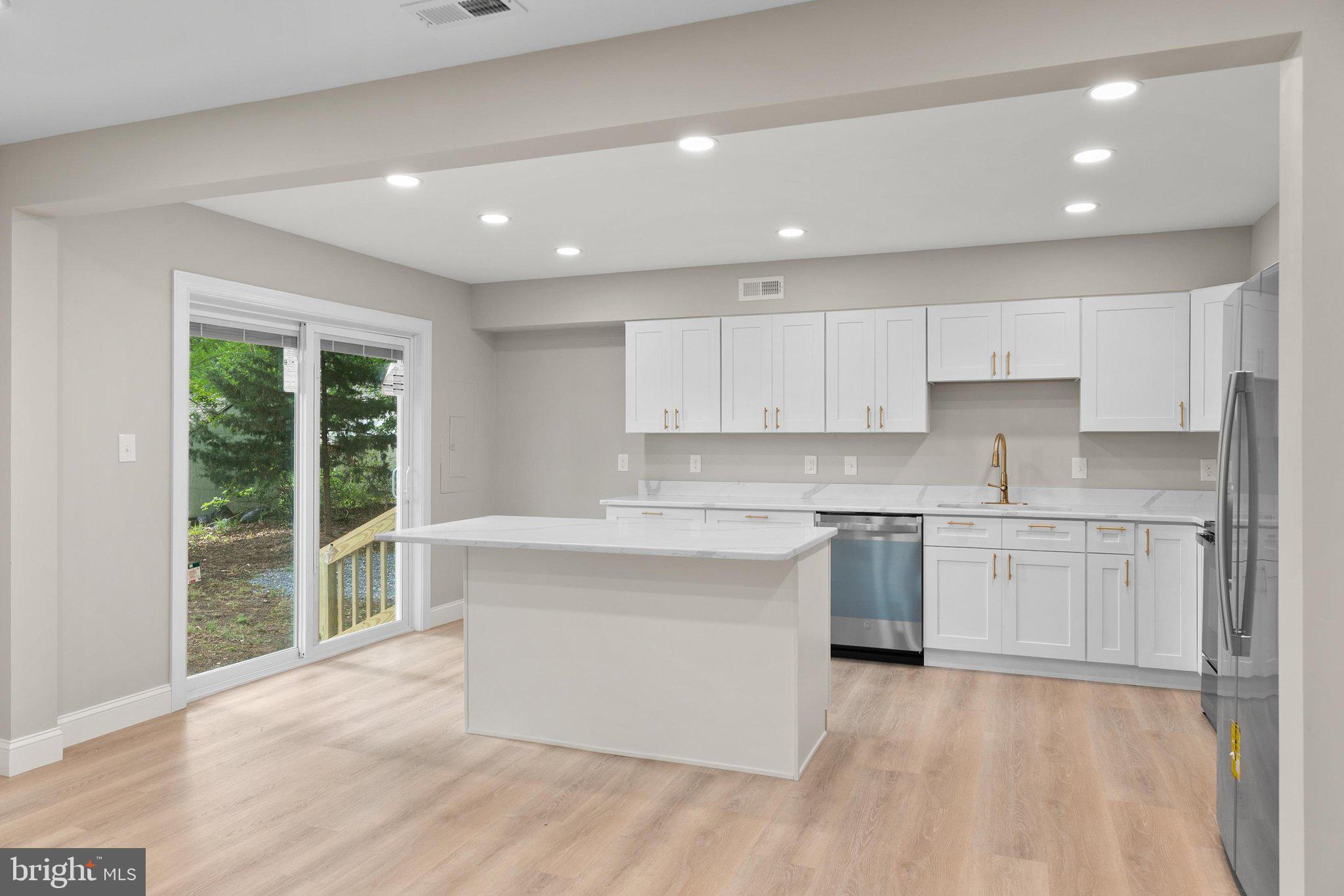 OCEAN FARMS - Residential