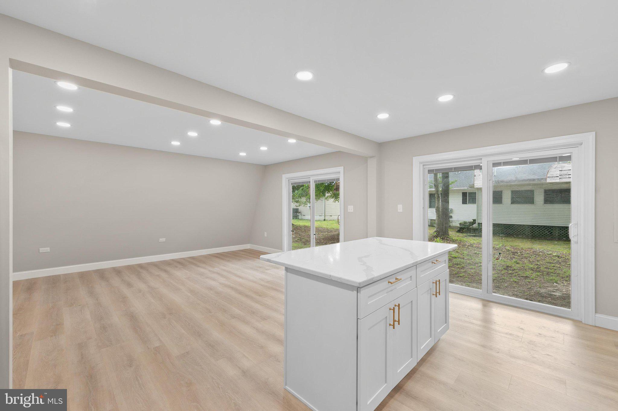 OCEAN FARMS - Residential