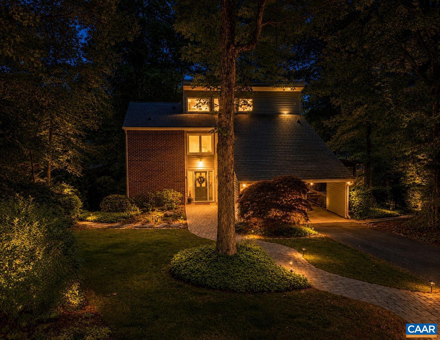 LAKE MONTICELLO - Residential