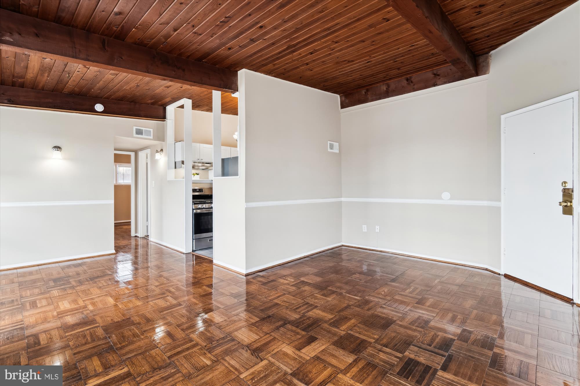 RIGGS HILL - Residential