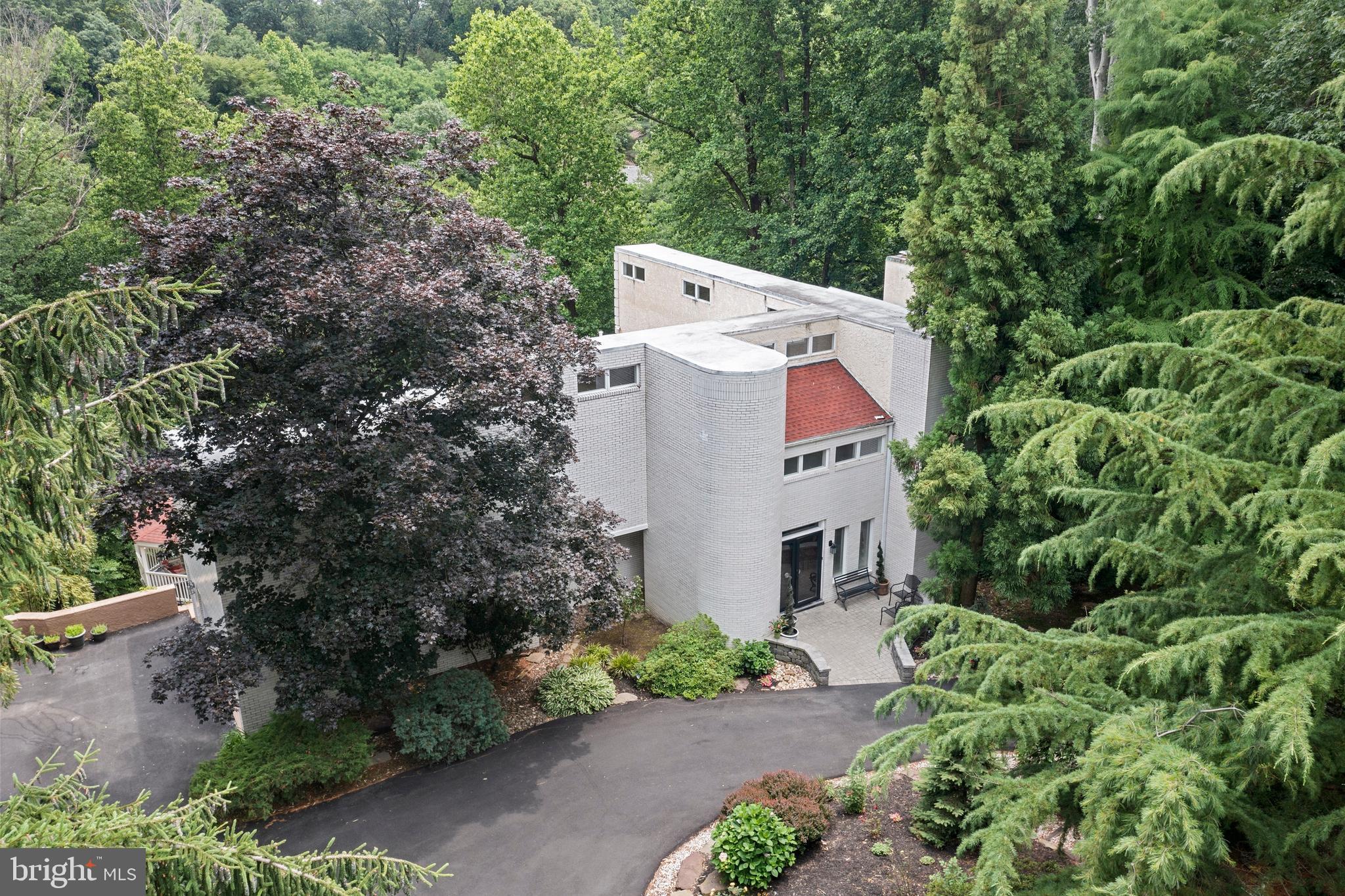OAK HILL - Residential