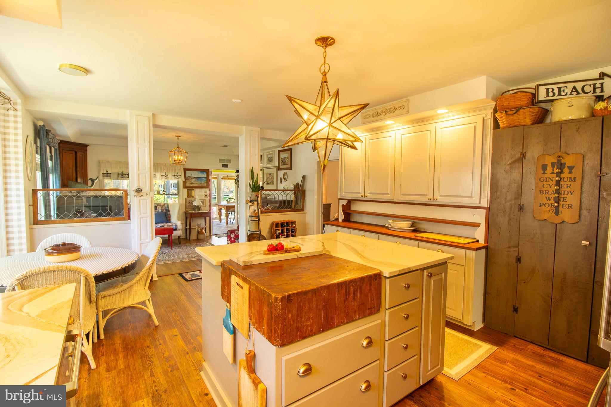 BAYWOOD - Residential