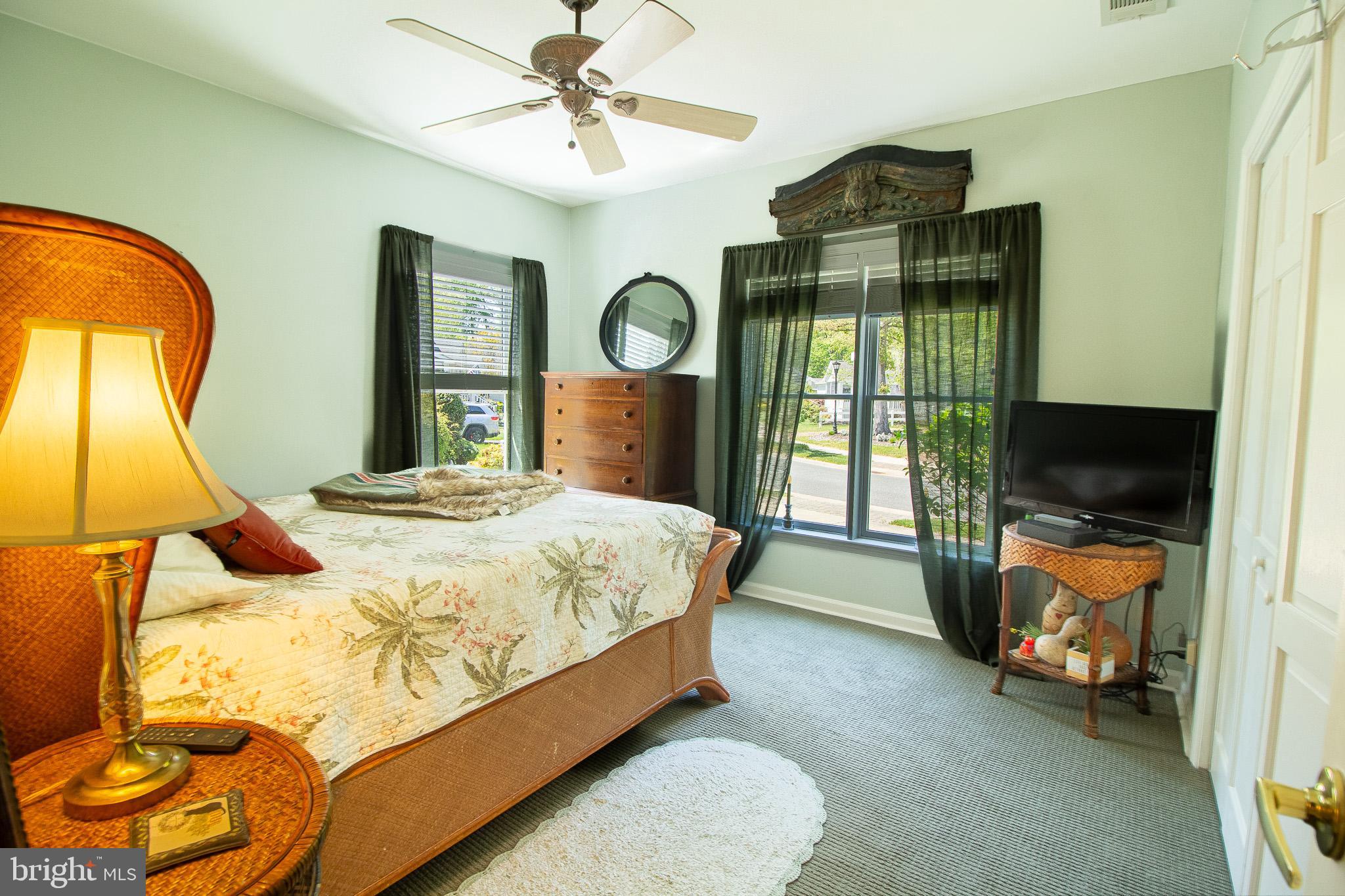 BAYWOOD - Residential
