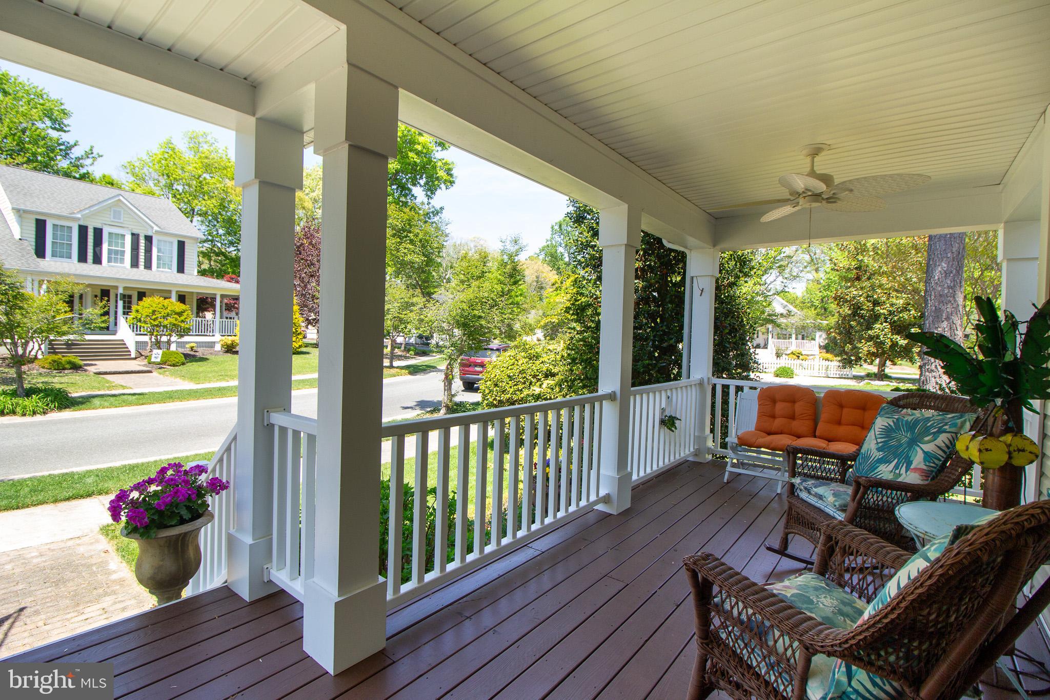 BAYWOOD - Residential