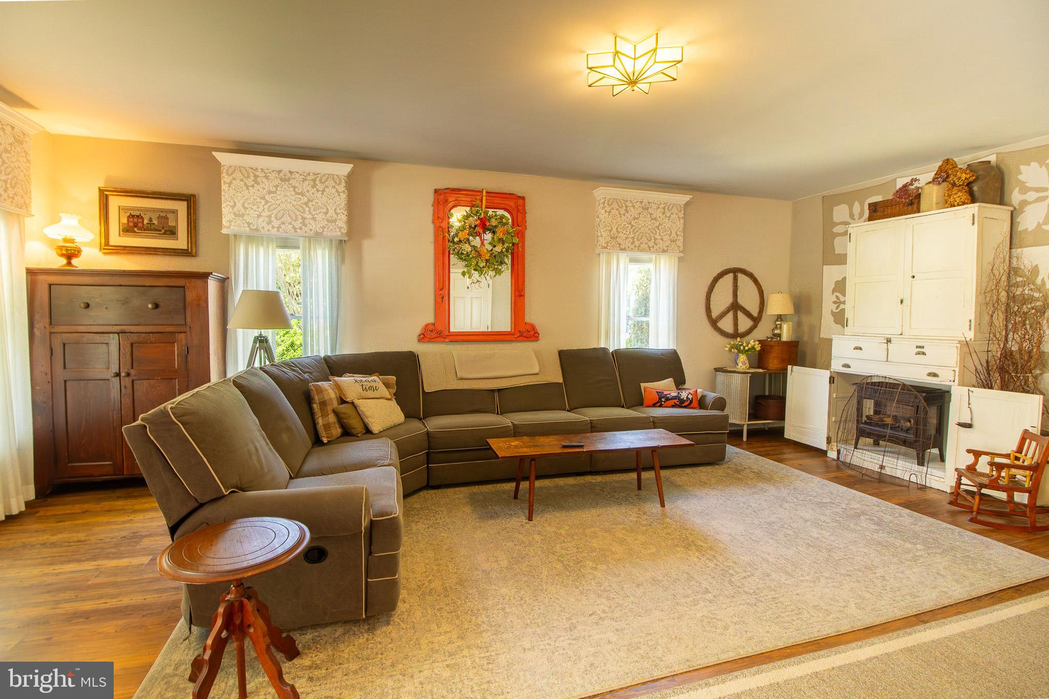 BAYWOOD - Residential