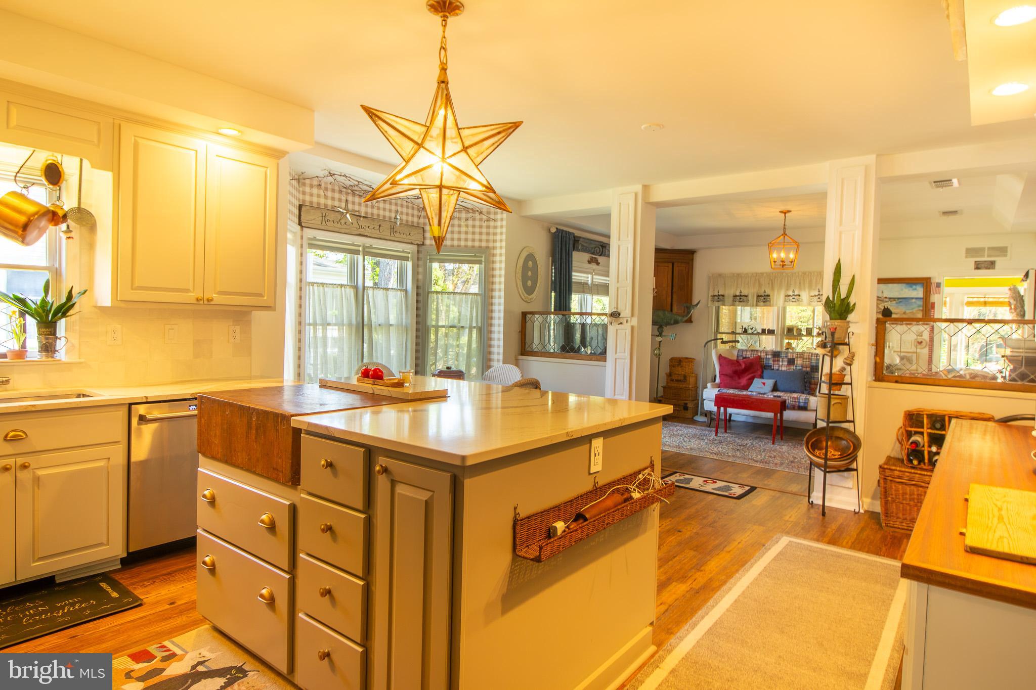 BAYWOOD - Residential