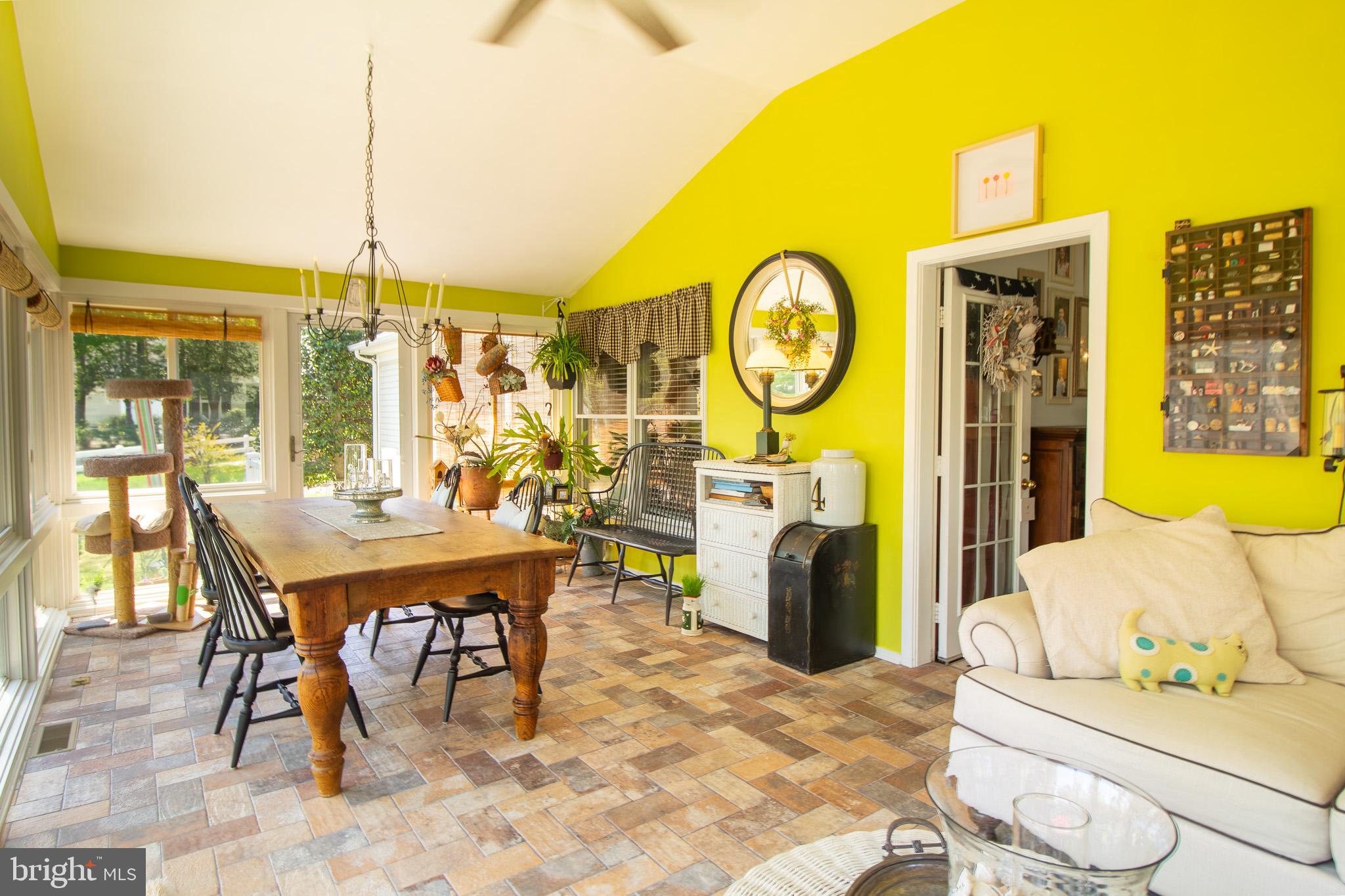 BAYWOOD - Residential