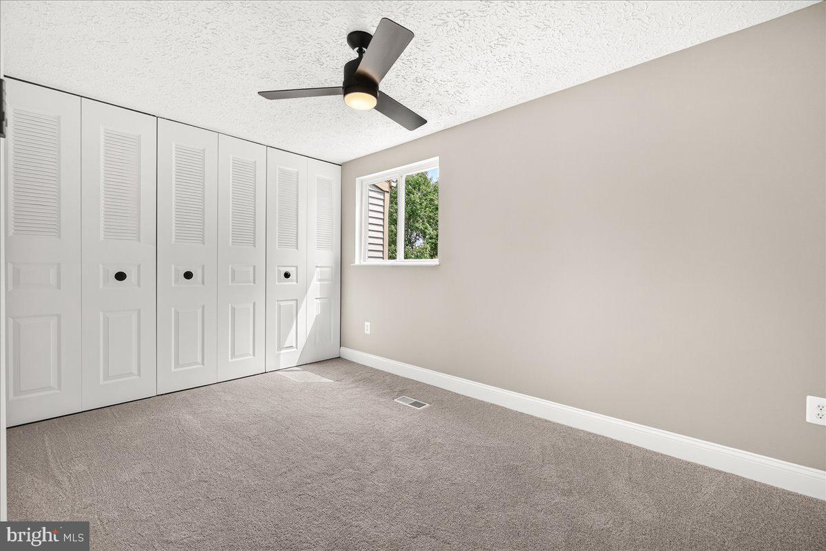 MIDDLEBROOK COMMONS - Residential