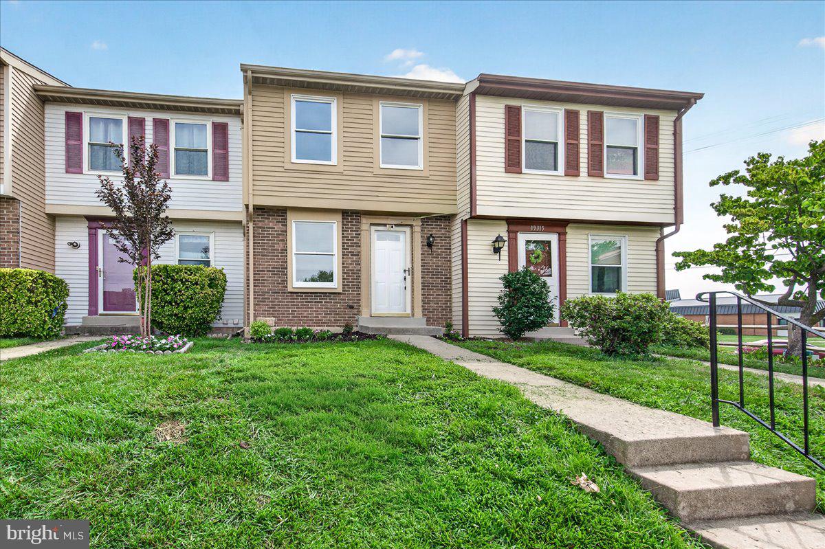 MIDDLEBROOK COMMONS - Residential
