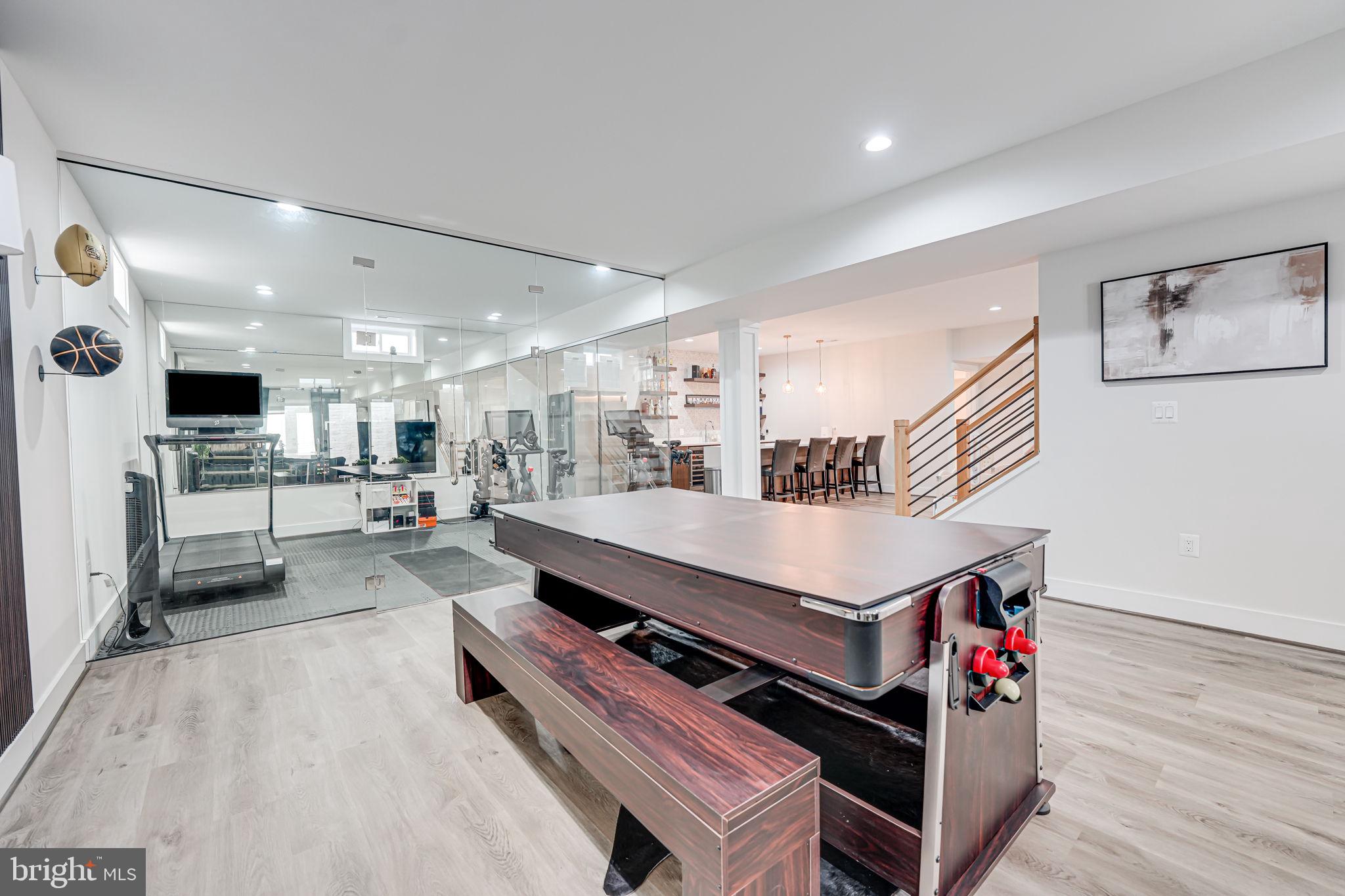 PIMMIT HILLS - Residential