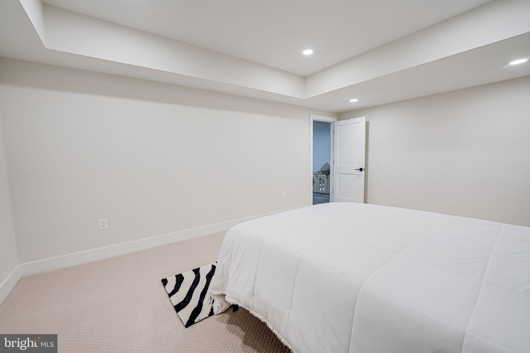 PIMMIT HILLS - Residential
