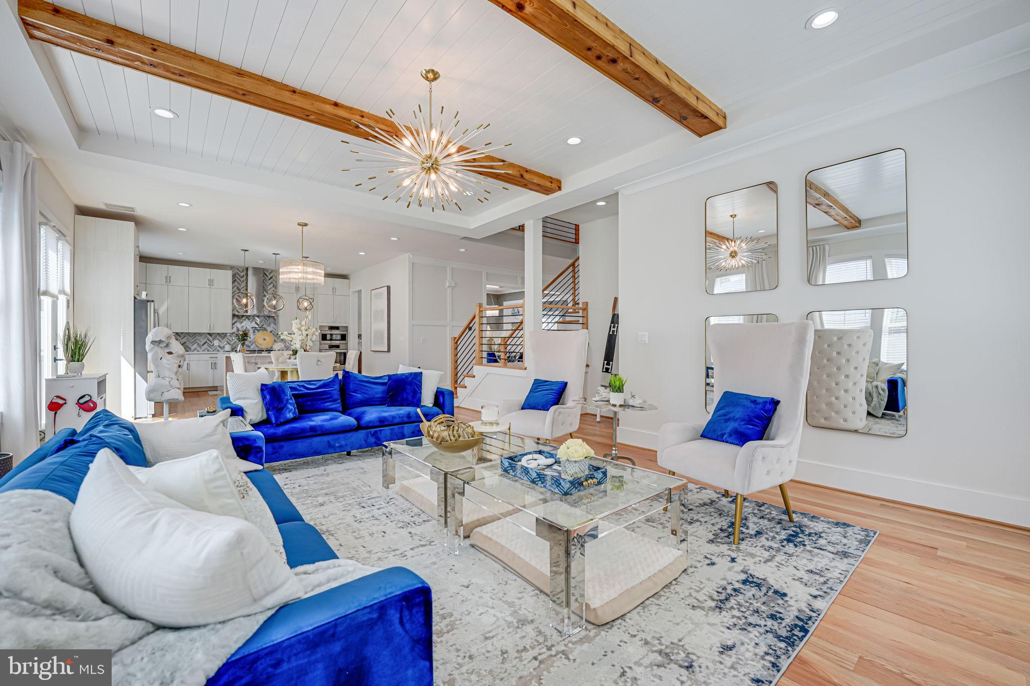 PIMMIT HILLS - Residential