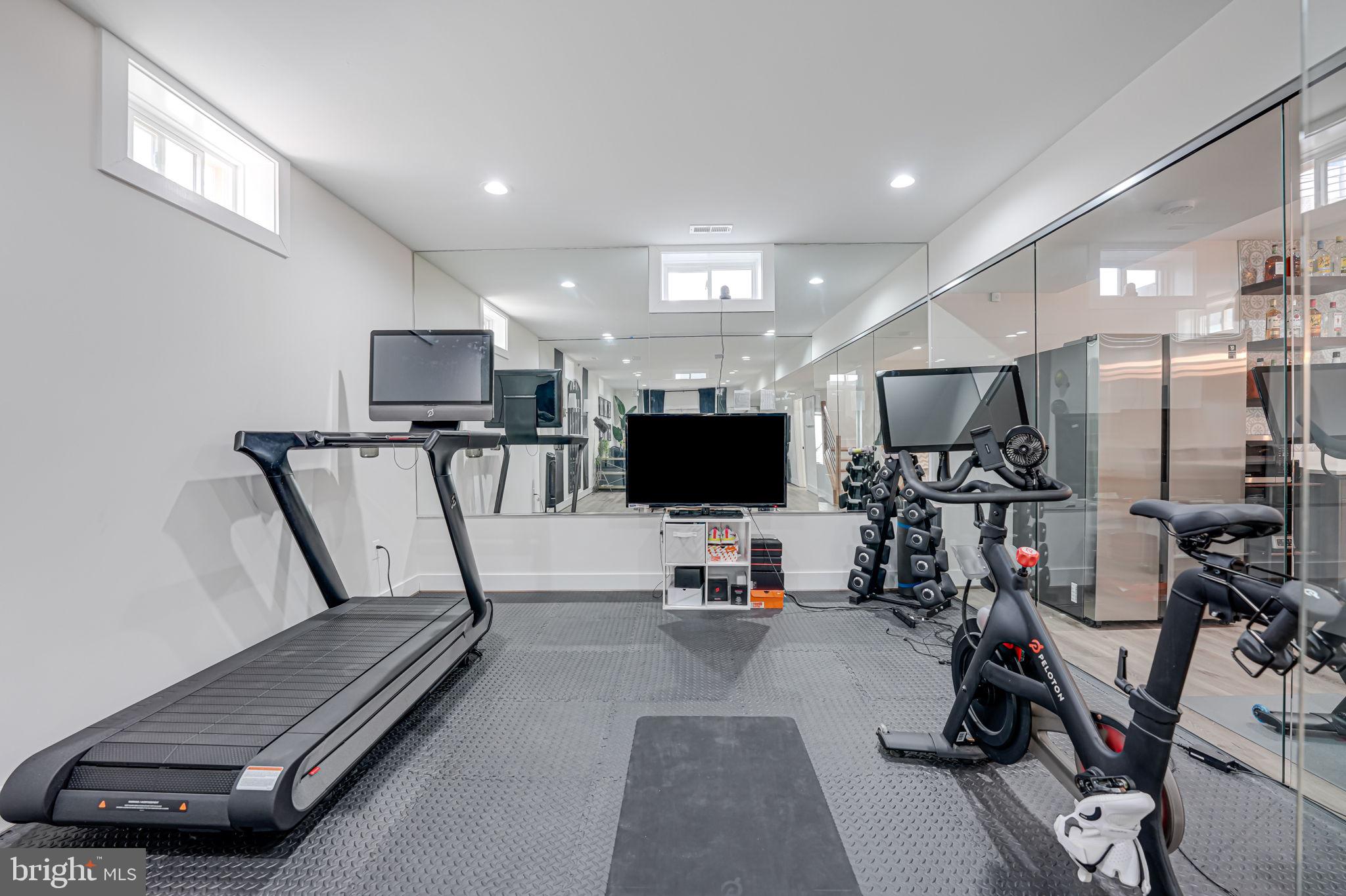 PIMMIT HILLS - Residential