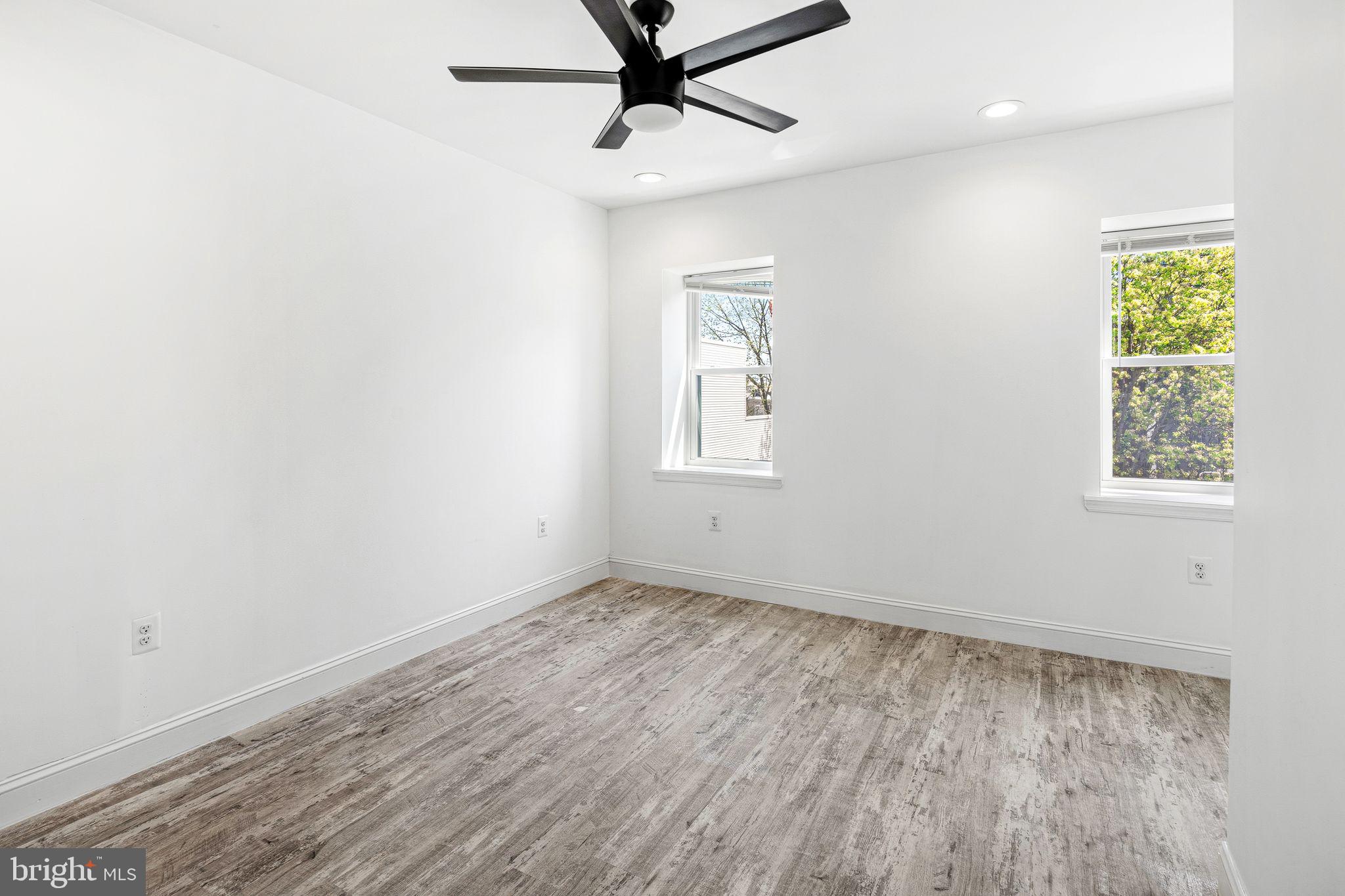 NORRIS SQUARE - Residential