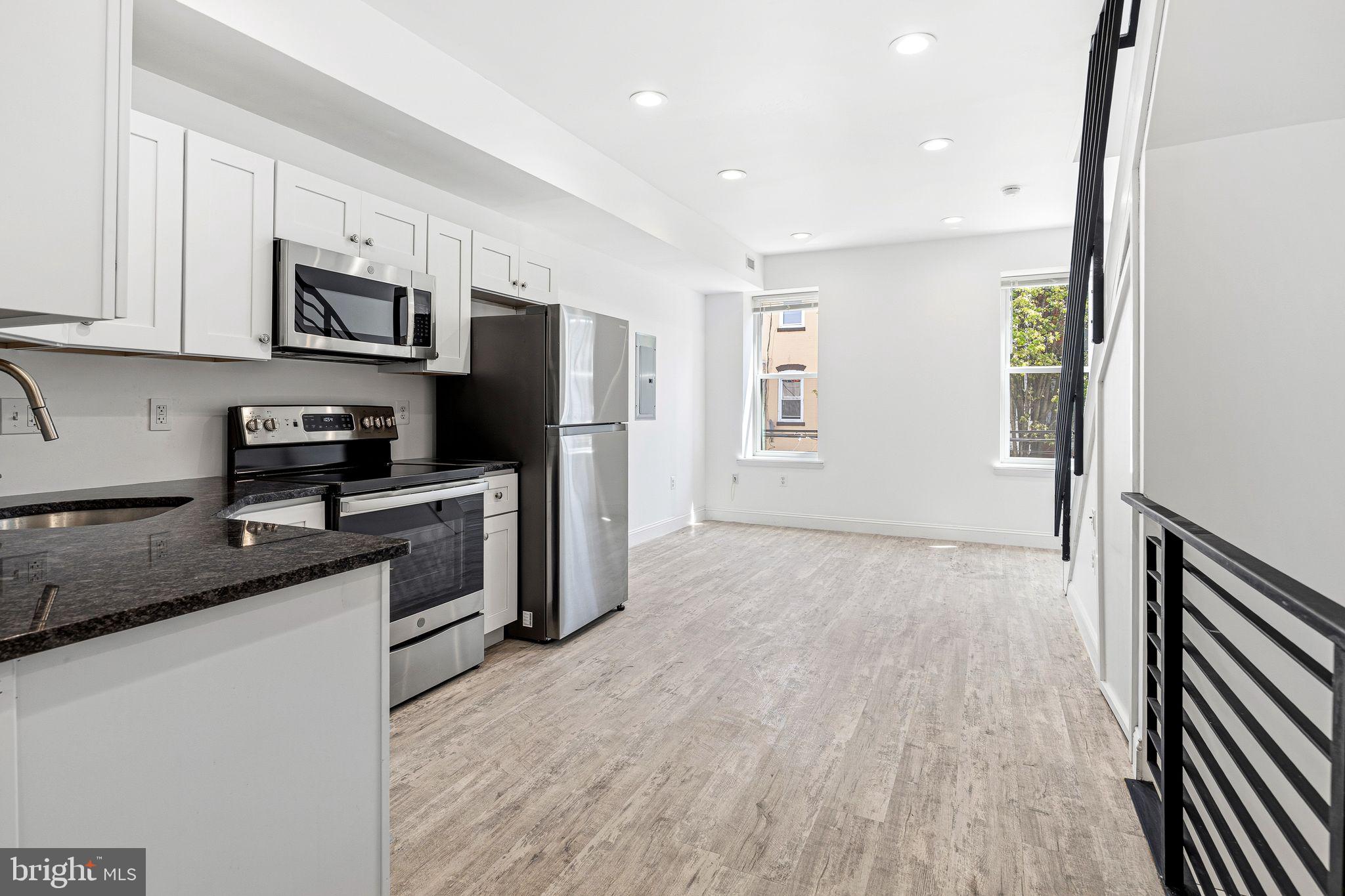 NORRIS SQUARE - Residential