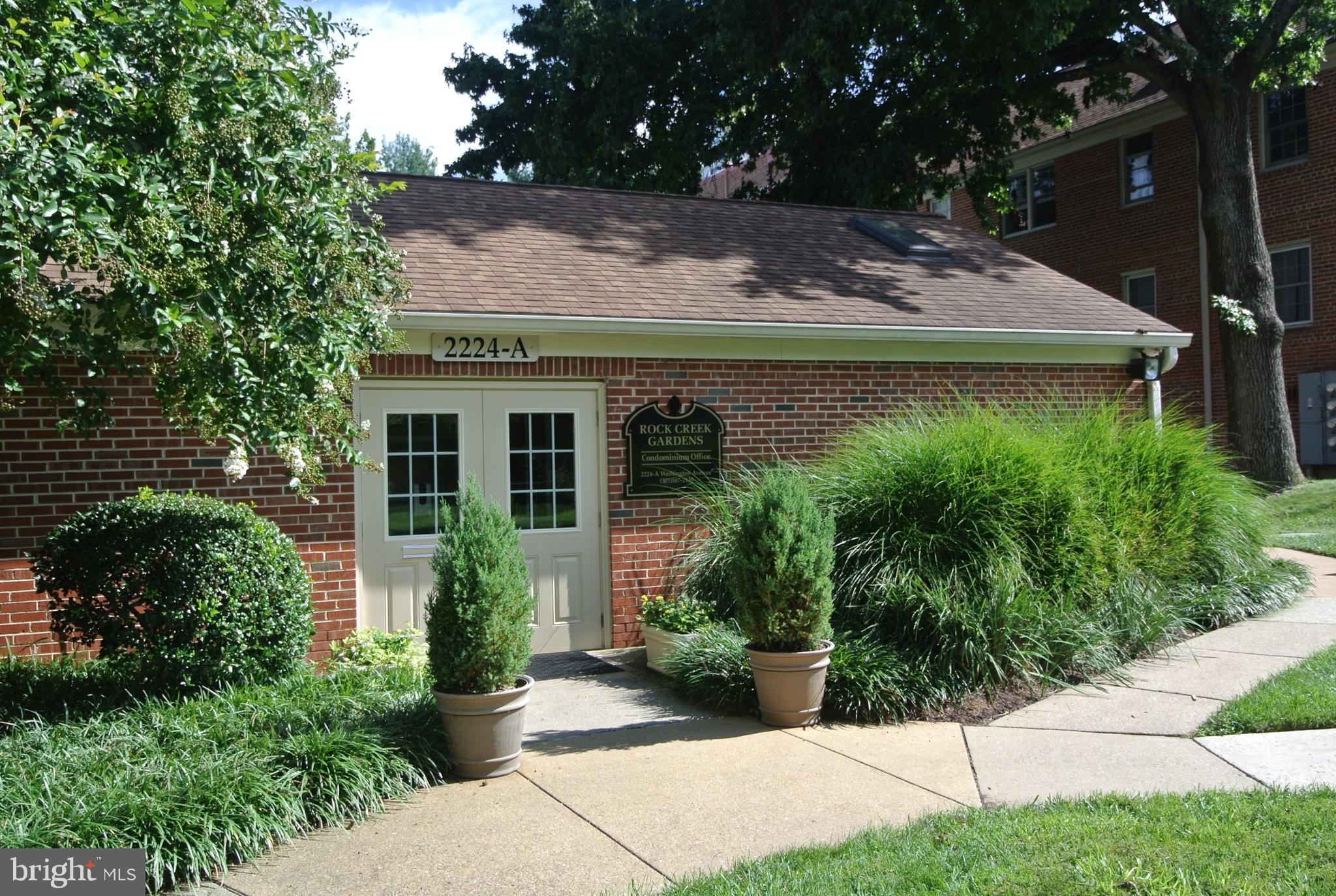 ROCK CREEK GARDENS - Residential Lease