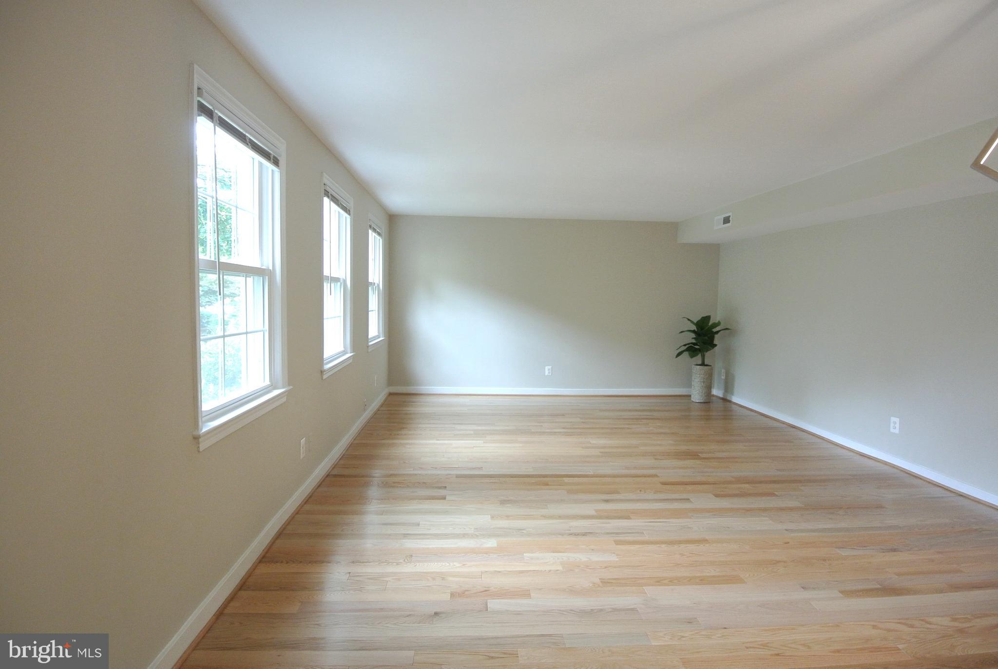 ROCK CREEK GARDENS - Residential Lease