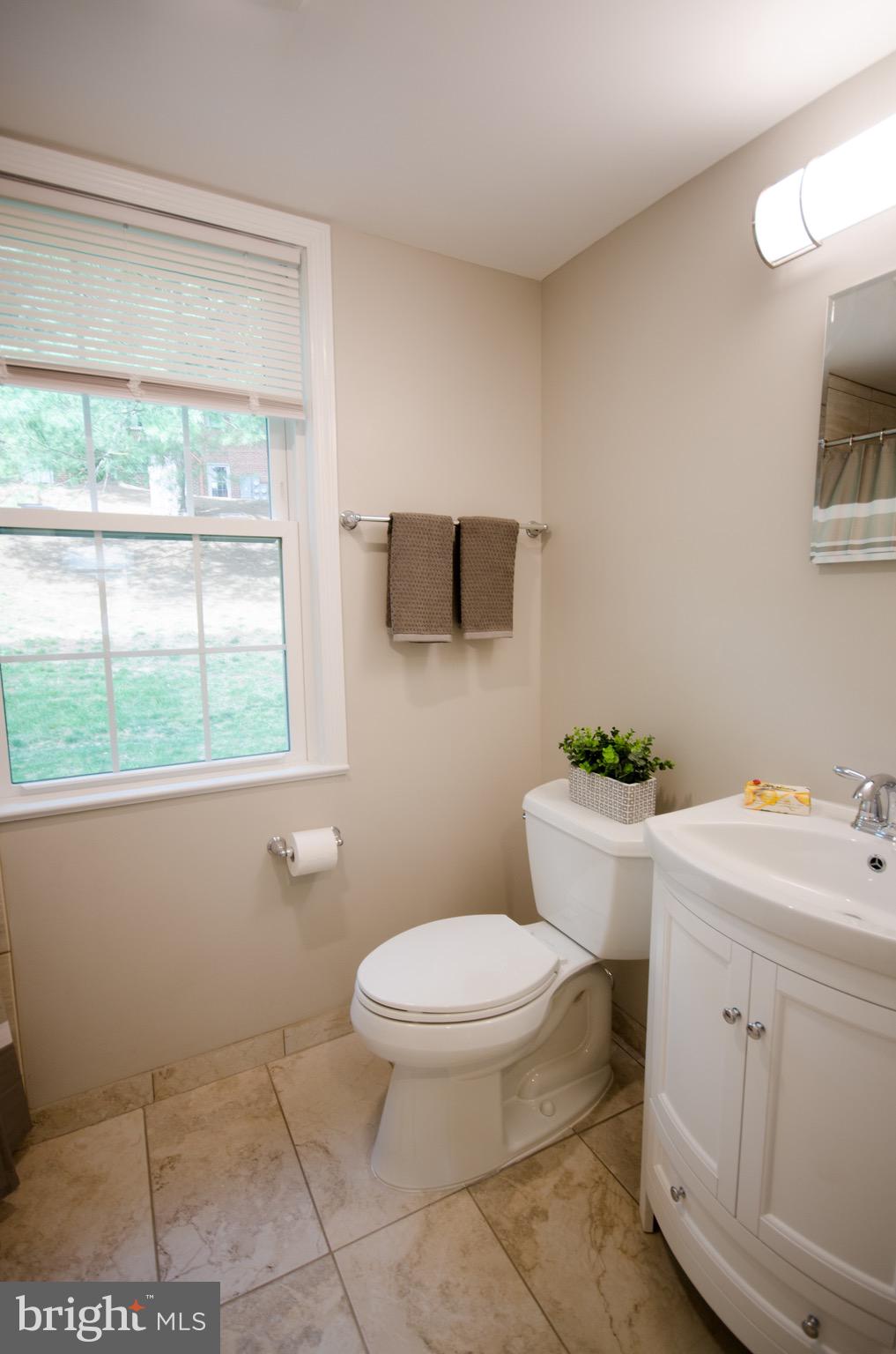 ROCK CREEK GARDENS - Residential Lease