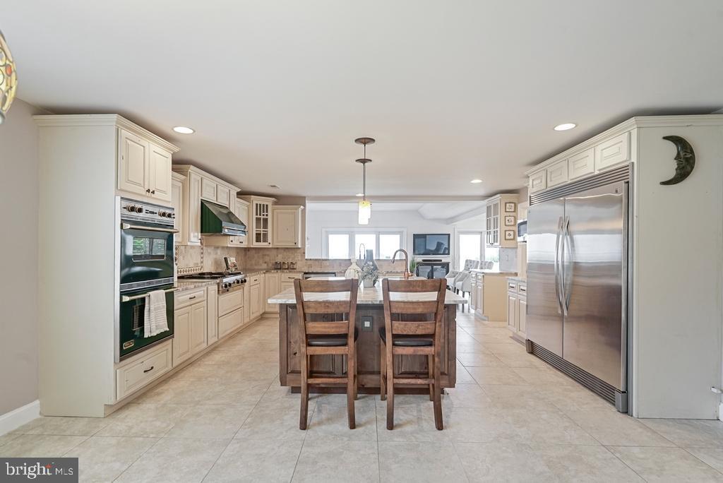 COVE POINT - Residential