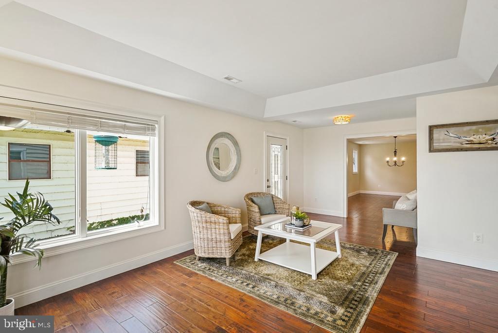COVE POINT - Residential