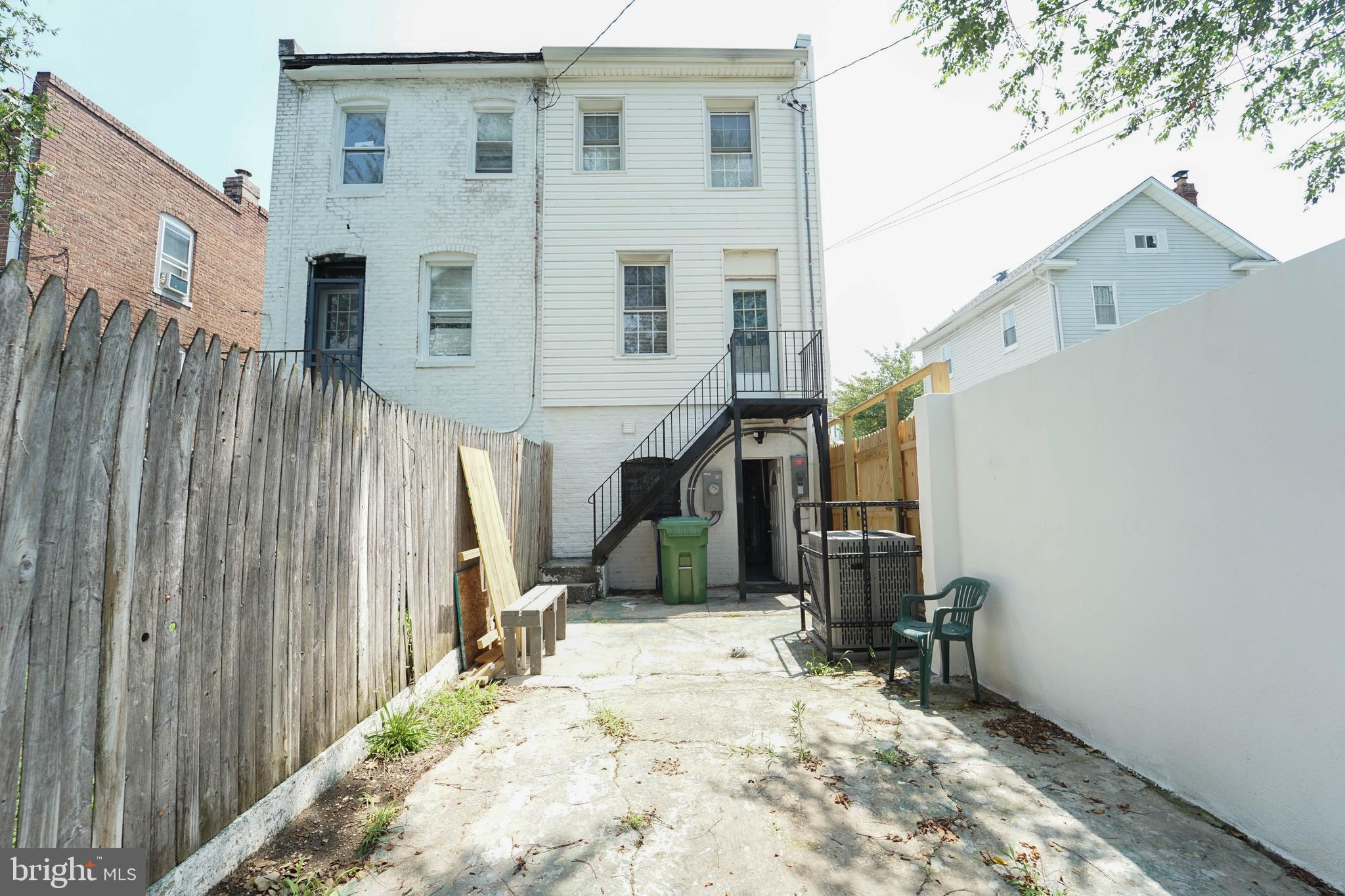 BROOKLYN - Residential