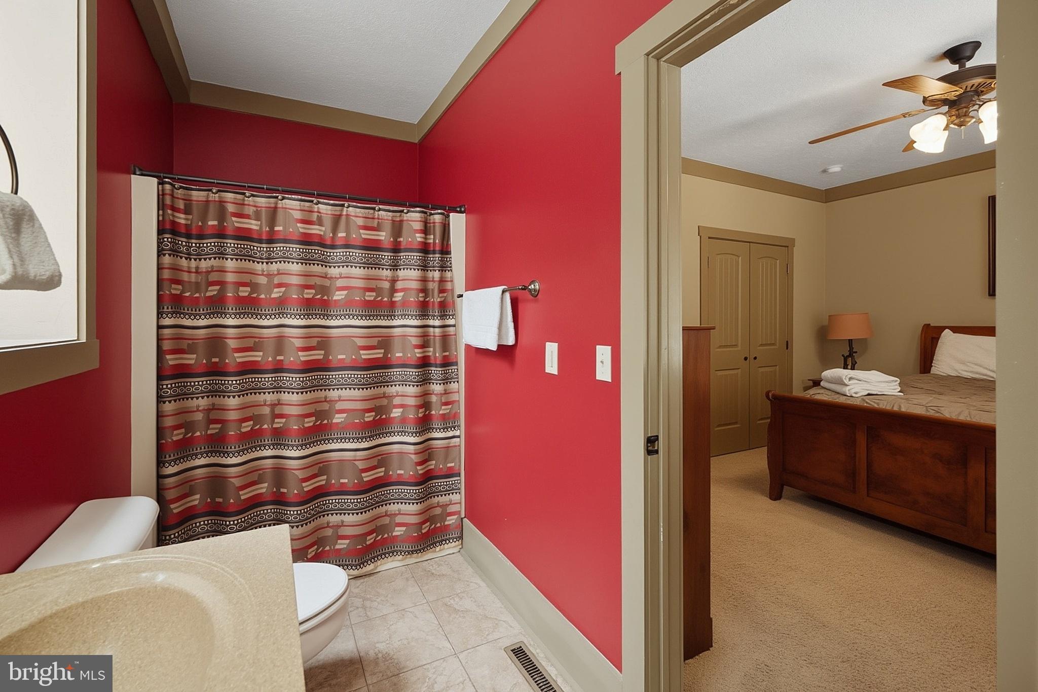 NORTHLAKE VILLAGE - Residential