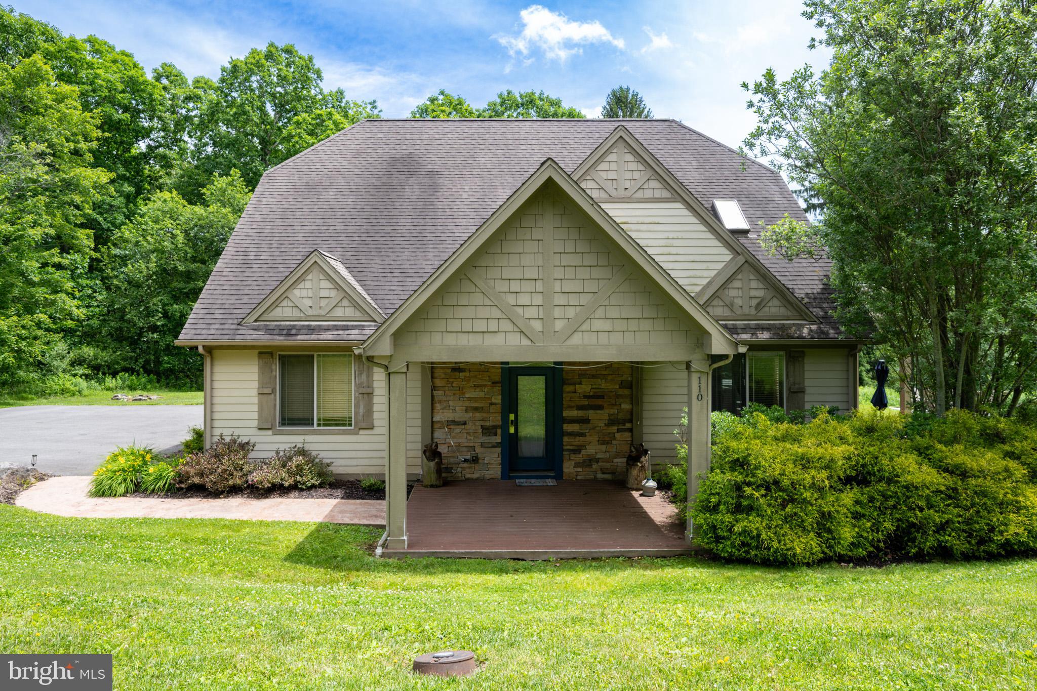 NORTHLAKE VILLAGE - Residential