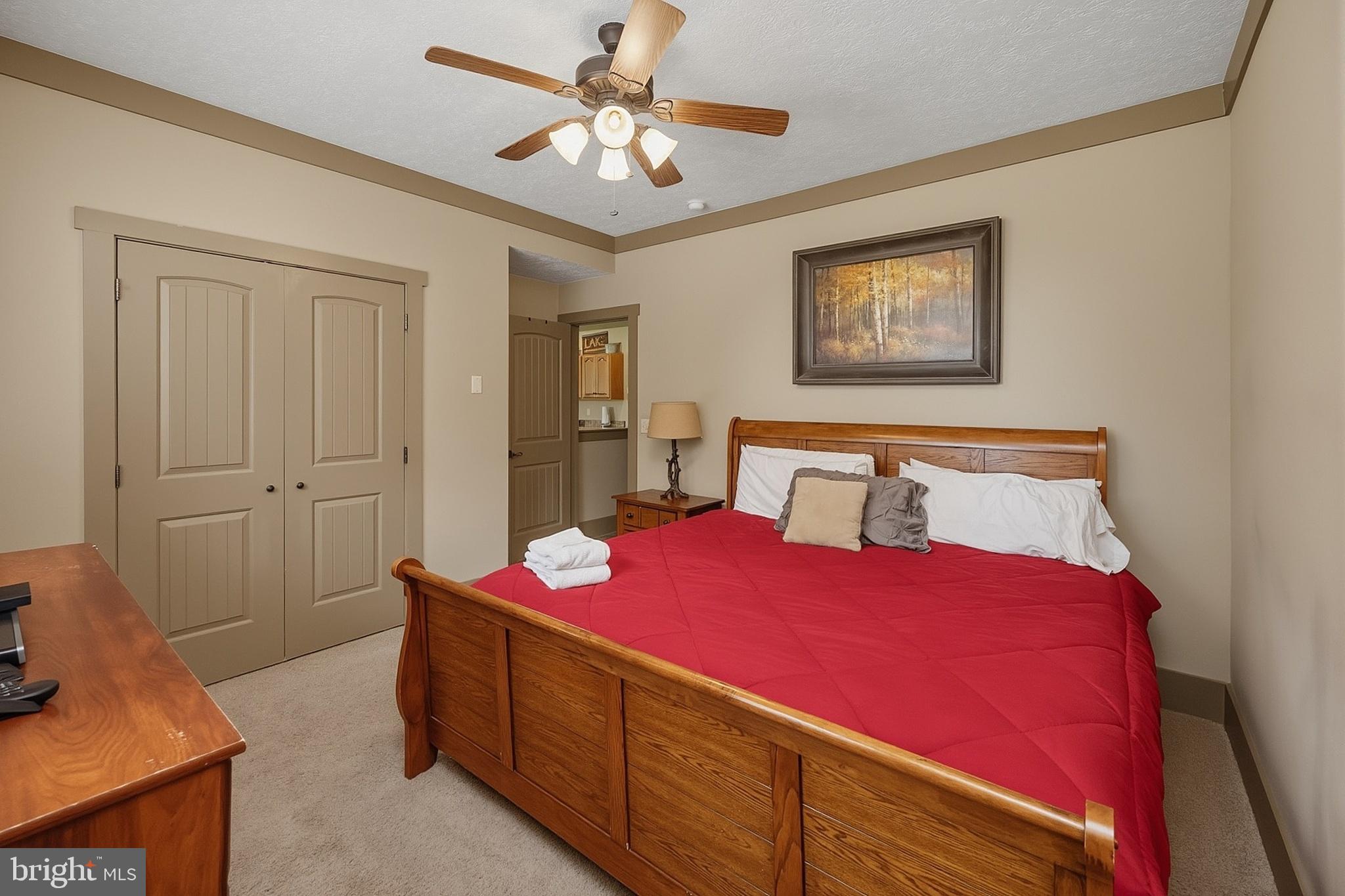 NORTHLAKE VILLAGE - Residential