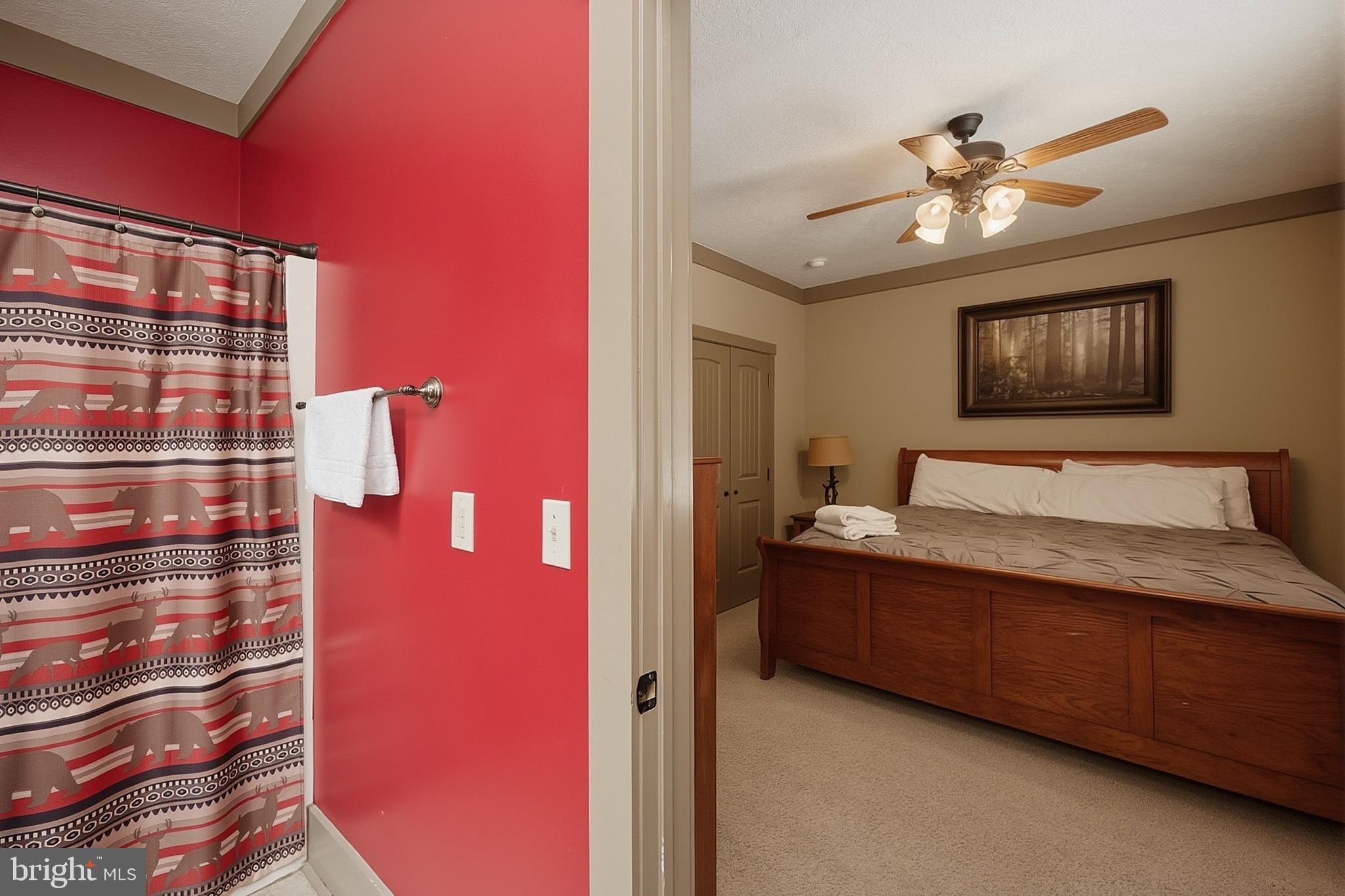 NORTHLAKE VILLAGE - Residential
