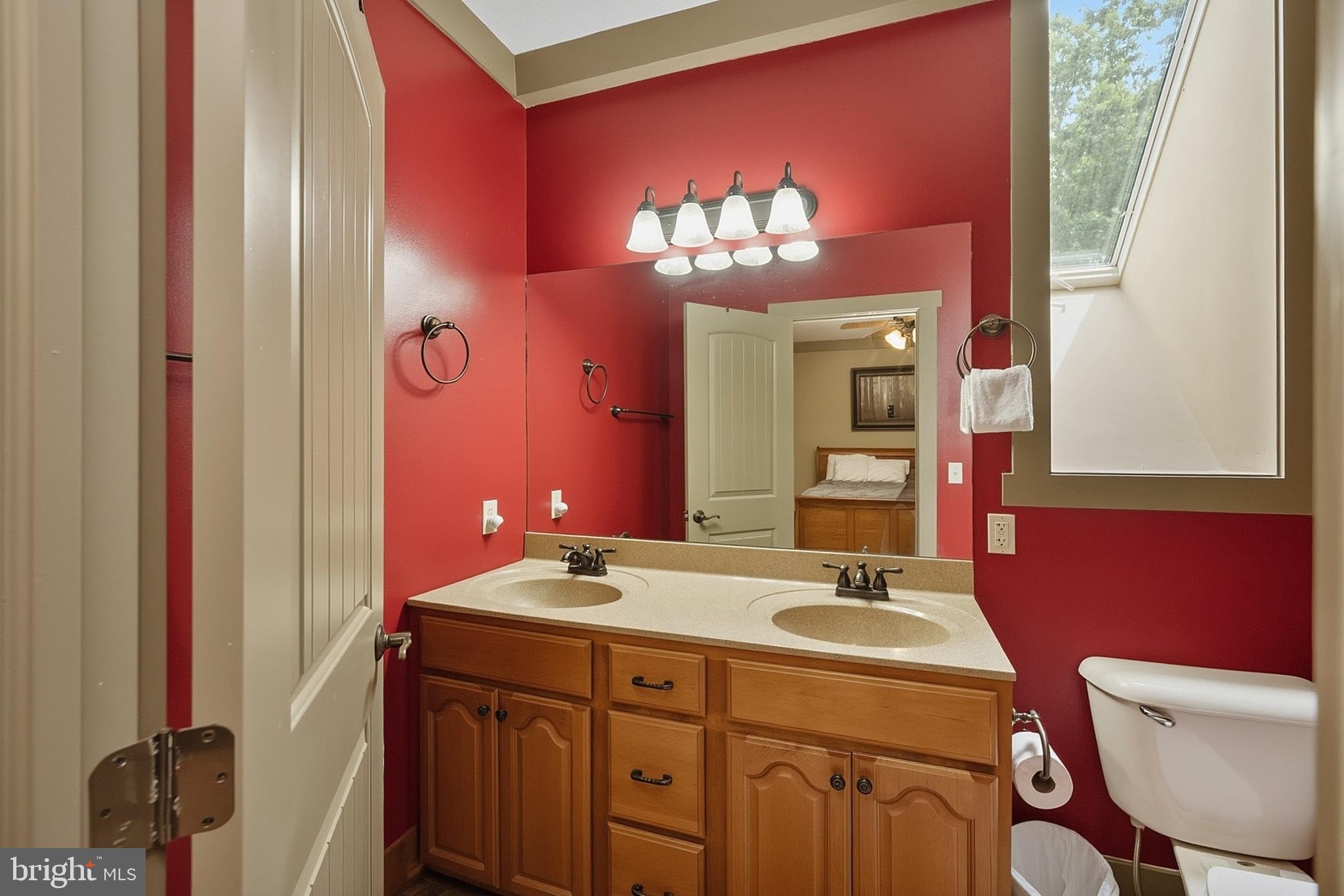 NORTHLAKE VILLAGE - Residential