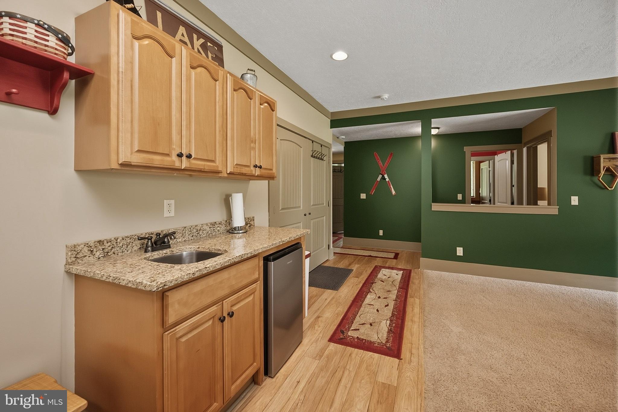 NORTHLAKE VILLAGE - Residential