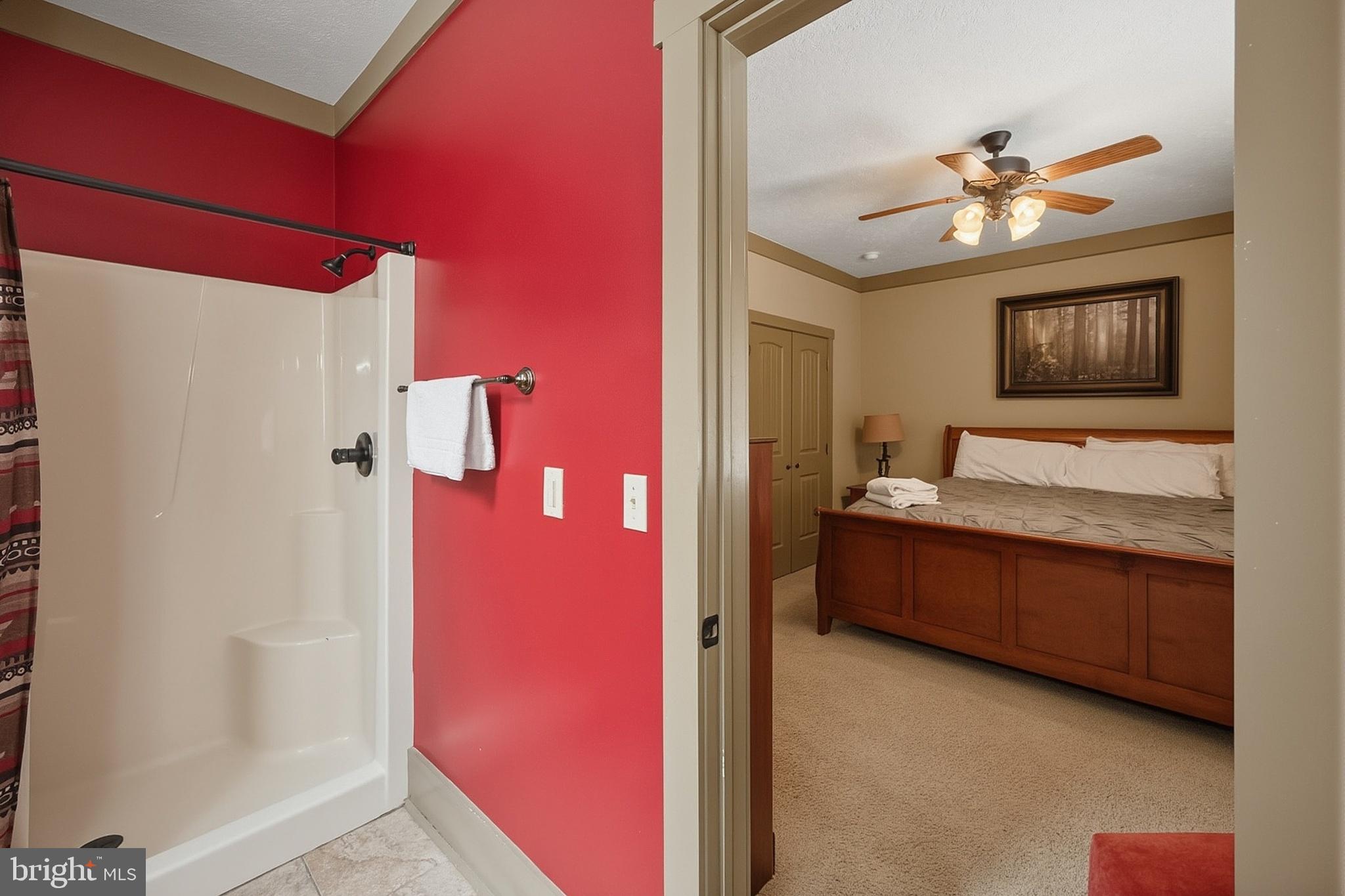 NORTHLAKE VILLAGE - Residential