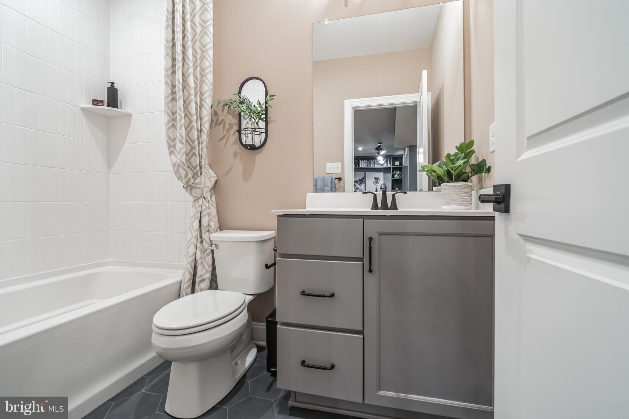 THE MEADOWS AT LONGVIEW - Residential
